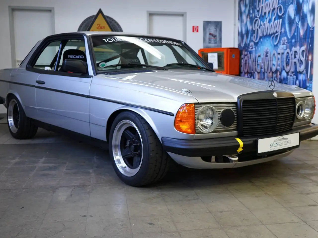 Mercedes-Benz E 280 C123 280CE AMG / Väth Rennwagen Neuaufbau auf Rohkarosse mit H-Kennzeichen, foto 2