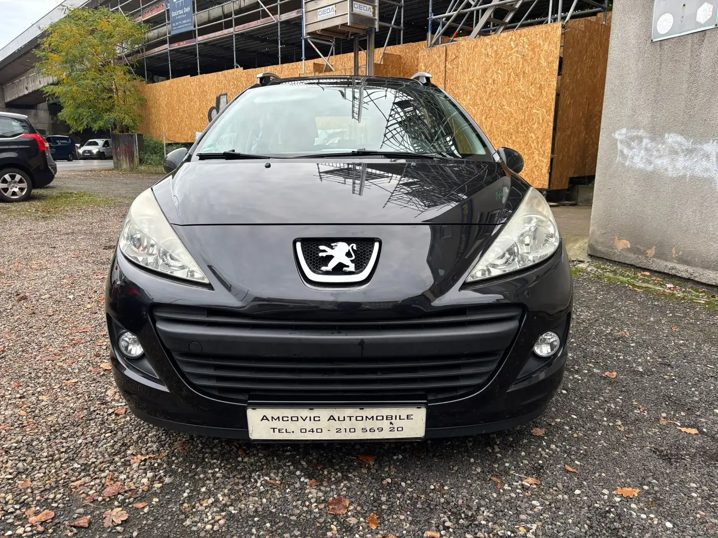 Peugeot 207 207 1.4 VTi Urban Move Schwarz - 2