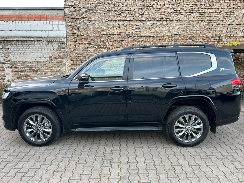 Toyota Land Cruiser 300 70thANV+HUD+360cam+V6P+415HP+NEU+EU.REG — photo 3