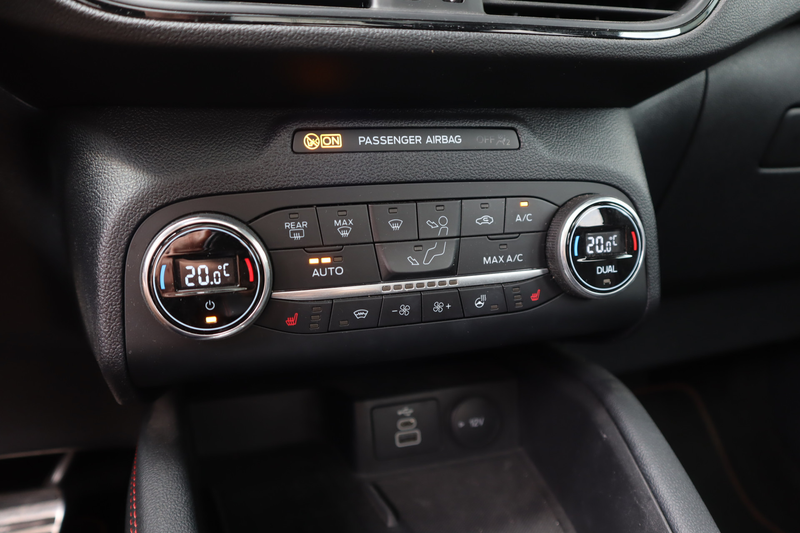 Ford Kuga 2.5 PHEV ST-Line X | Pano | HuD | B&O | ACC | Keyl — photo 30