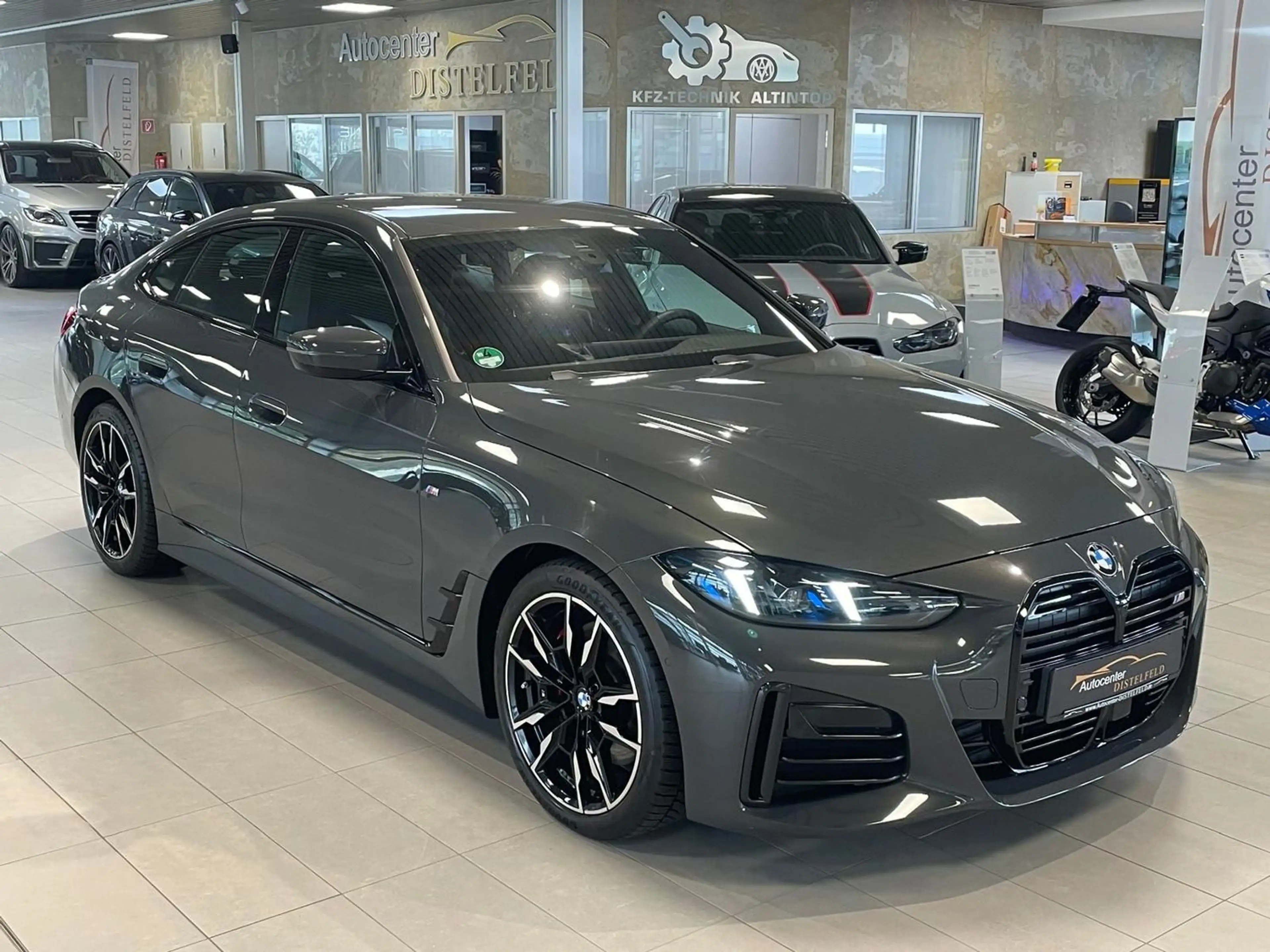 BMW 430 430 d xDrive M Sport Laser 1.Hand DRAVITGRAU 19ALU