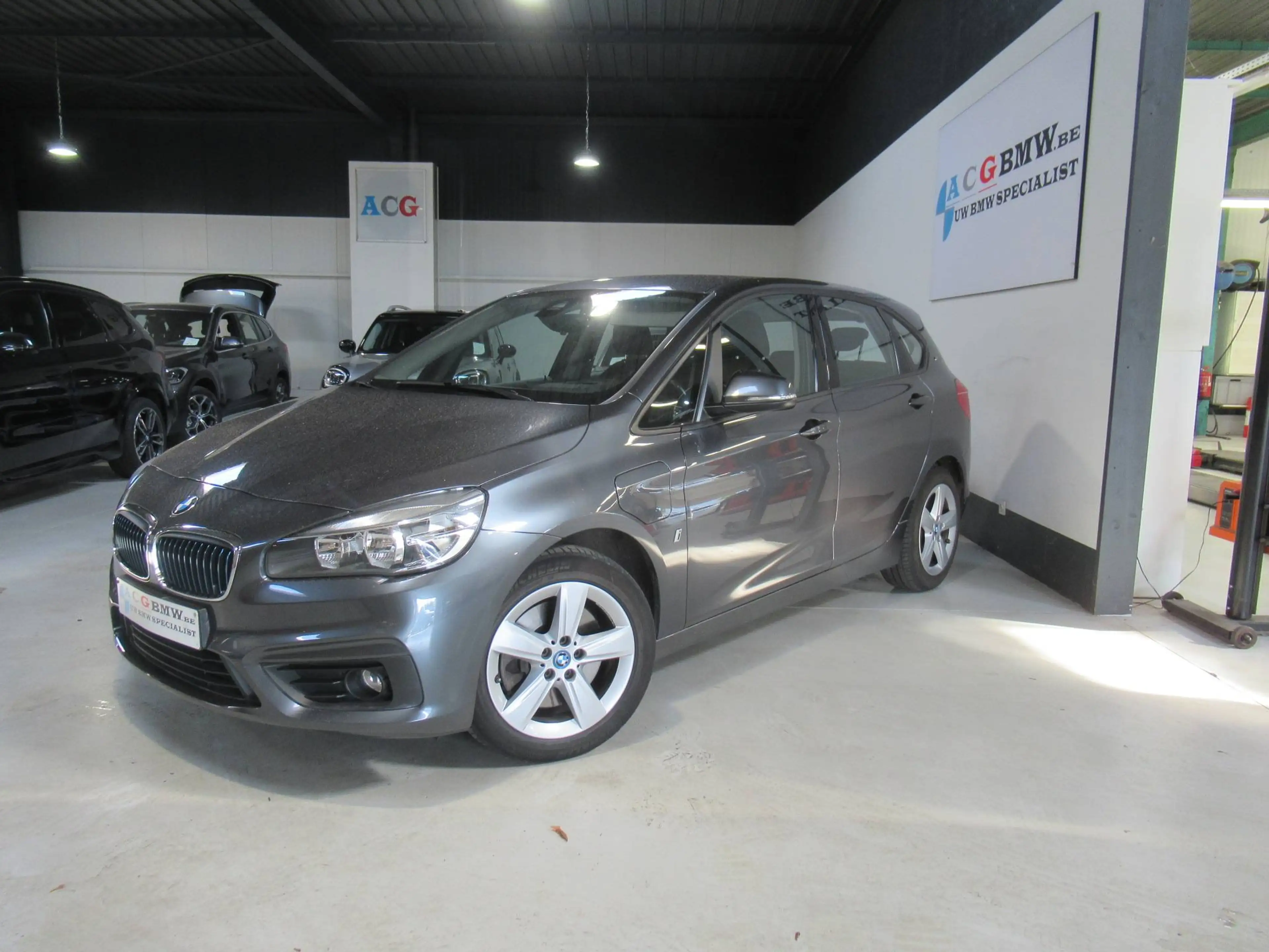 BMW 225 Active Tourer PHEV Hybride Plugin Head Up Navi PLUS Parkeerhulp — photo 2