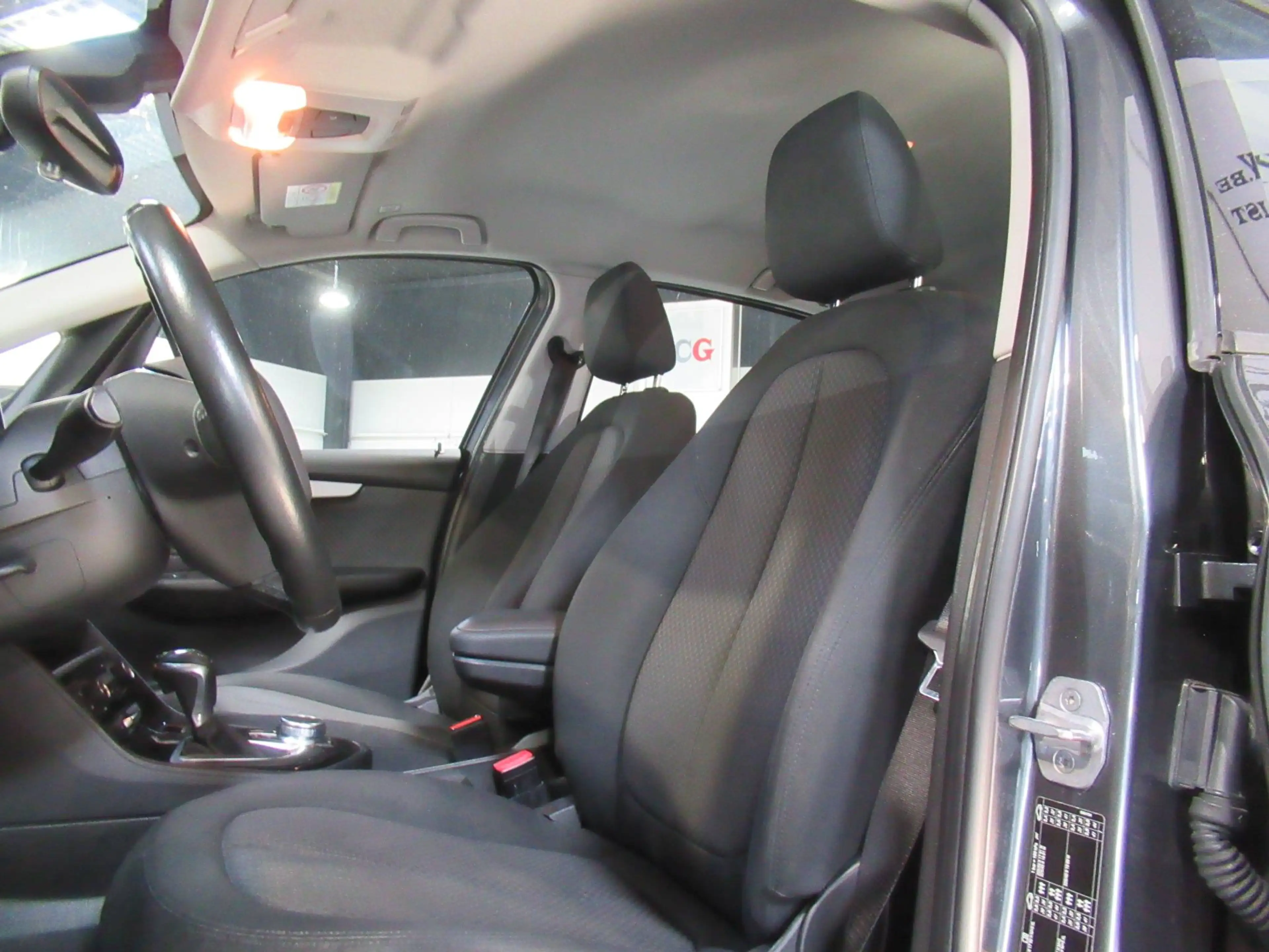 BMW 225 Active Tourer PHEV Hybride Plugin Head Up Navi PLUS Parkeerhulp — photo 9