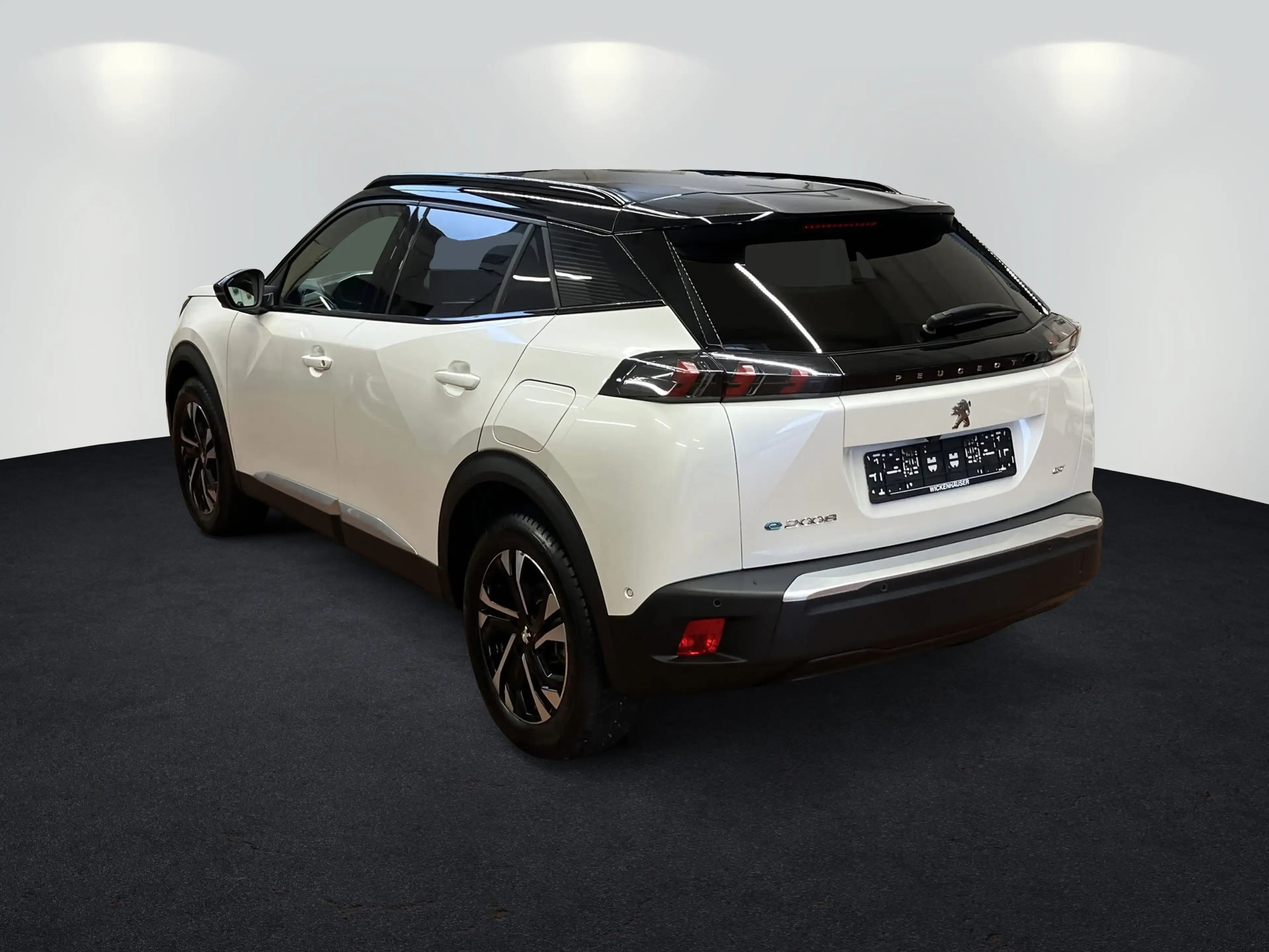 Peugeot e-2008 Elektro 136 GT LED+Navi+Kamera+LM17 — photo 5