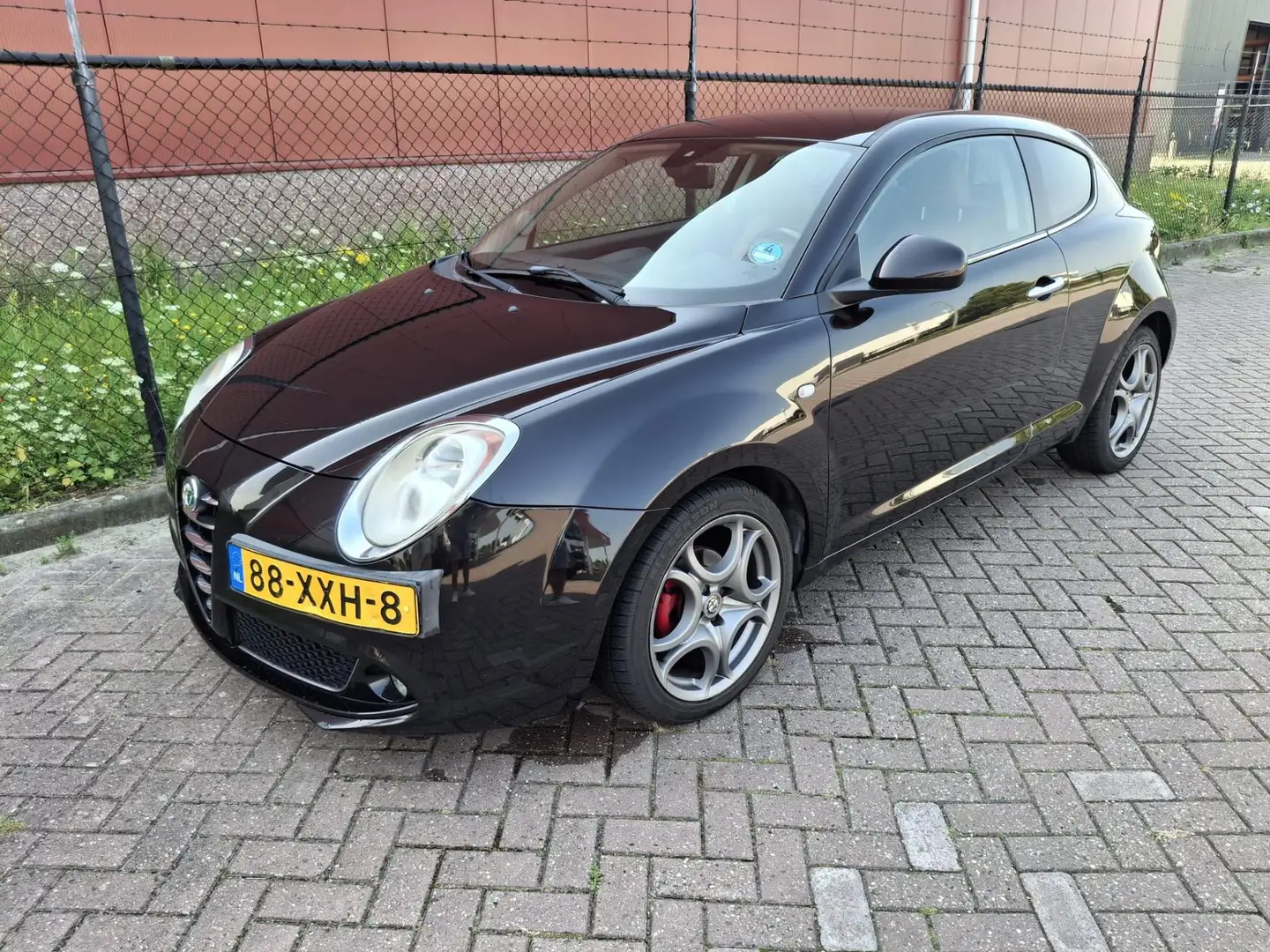 Alfa Romeo MiTo 0.9 TwinAir Distinctive Zwart - 1