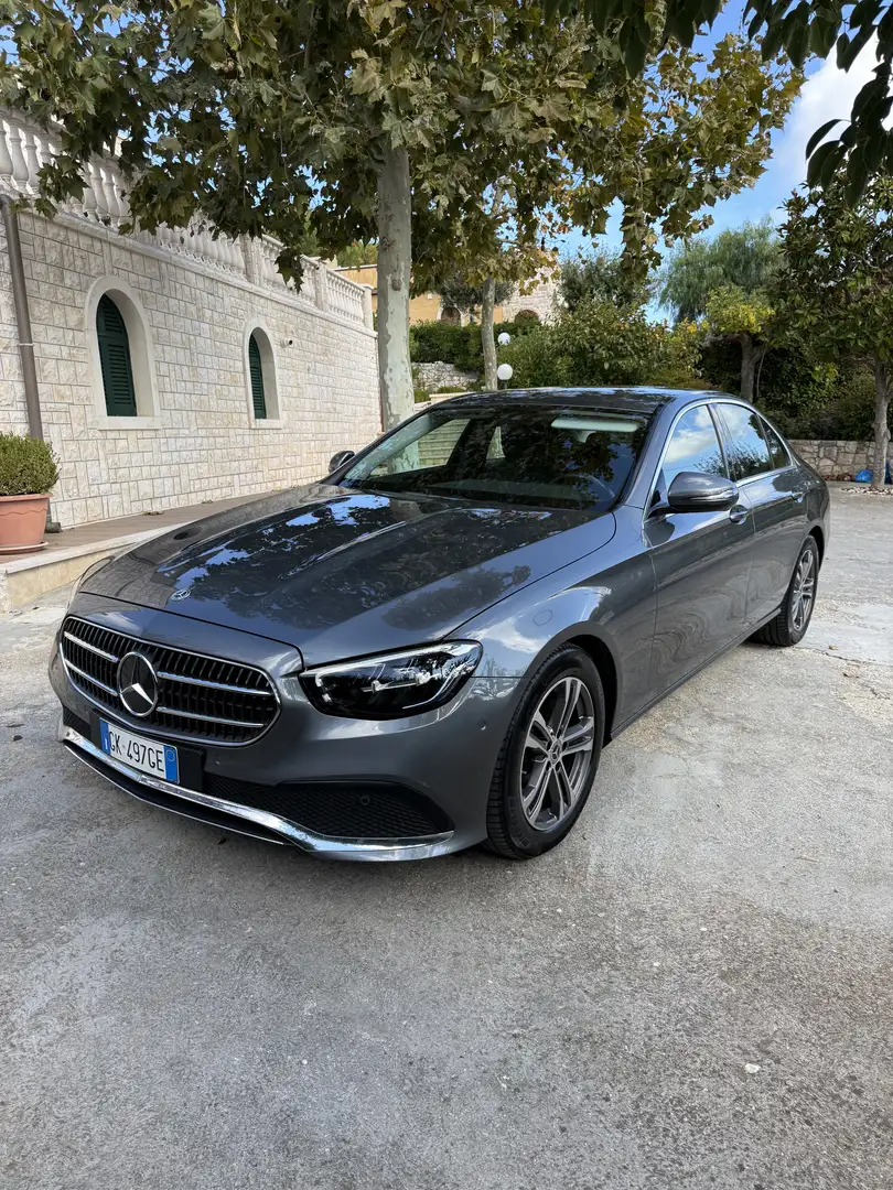 Mercedes-Benz E 200 d Business Sport auto my20 Grigio - 1