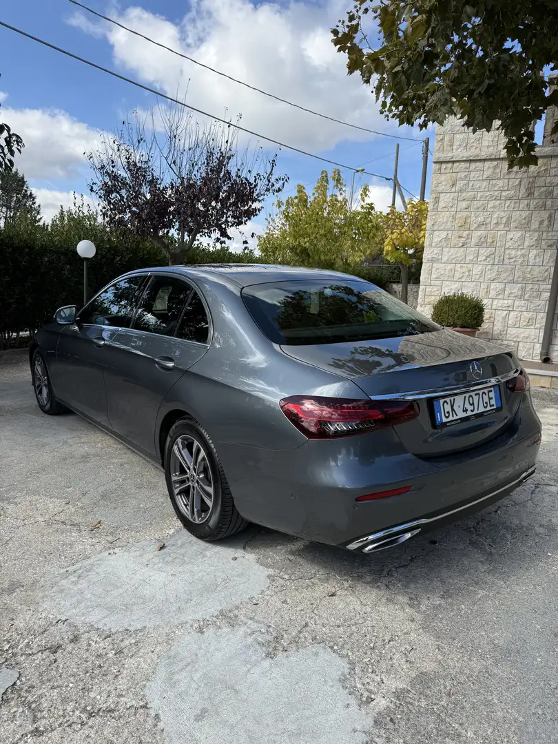 Mercedes-Benz E 200 d Business Sport auto my20 Grigio - 2