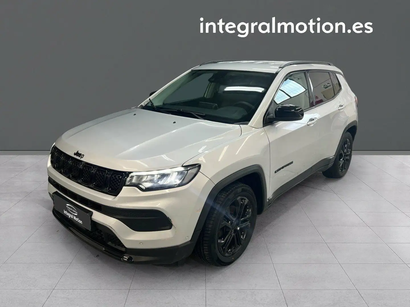 Jeep Compass 1.3 Gse T4 96kW(130CV) Night Eag. MT FWD Gris - 1