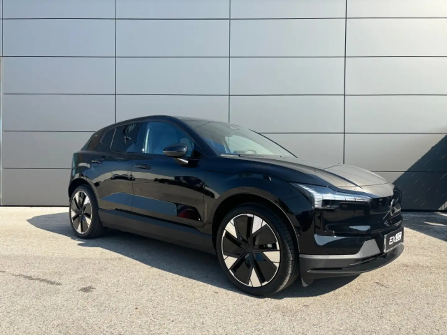Volvo EX30 EX30 Single Motor Extended Range 69kWh Ultra Schwarz - 1