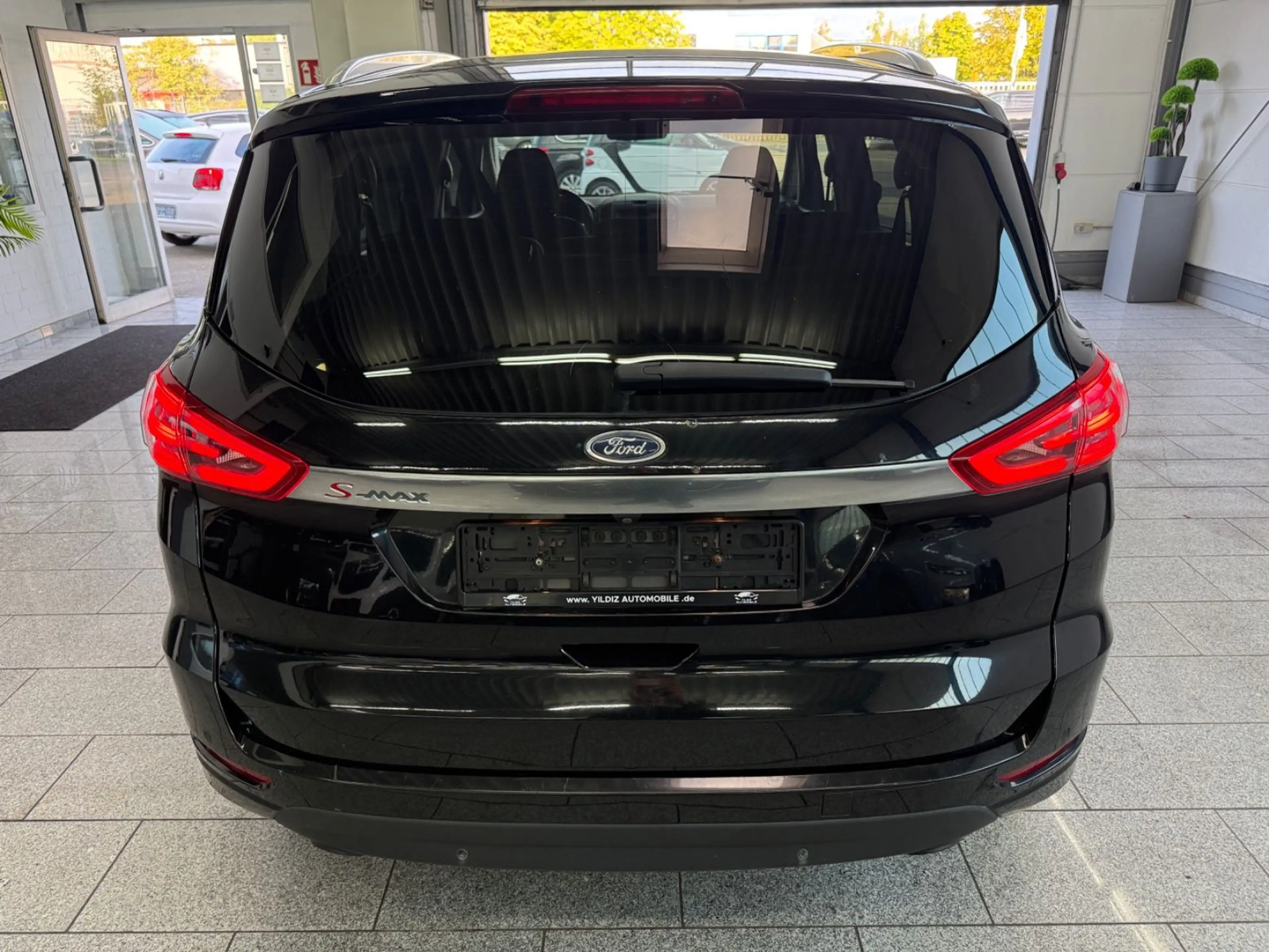 Ford S-Max 2.0 TDCI*7-SITZ*AUT*CAM*TMP*NAV*SHZ*ZHNRNE — photo 8