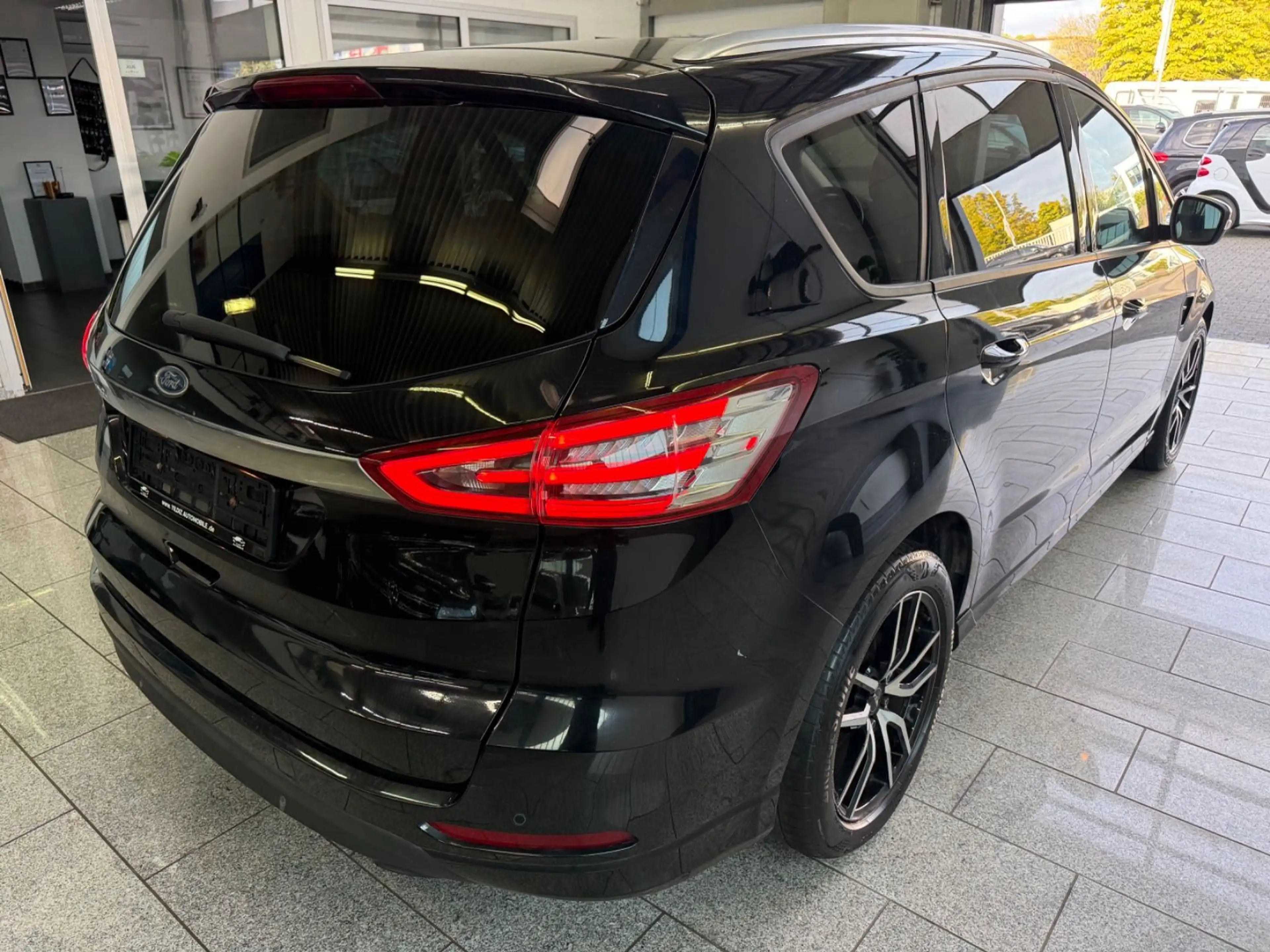 Ford S-Max 2.0 TDCI*7-SITZ*AUT*CAM*TMP*NAV*SHZ*ZHNRNE — photo 7