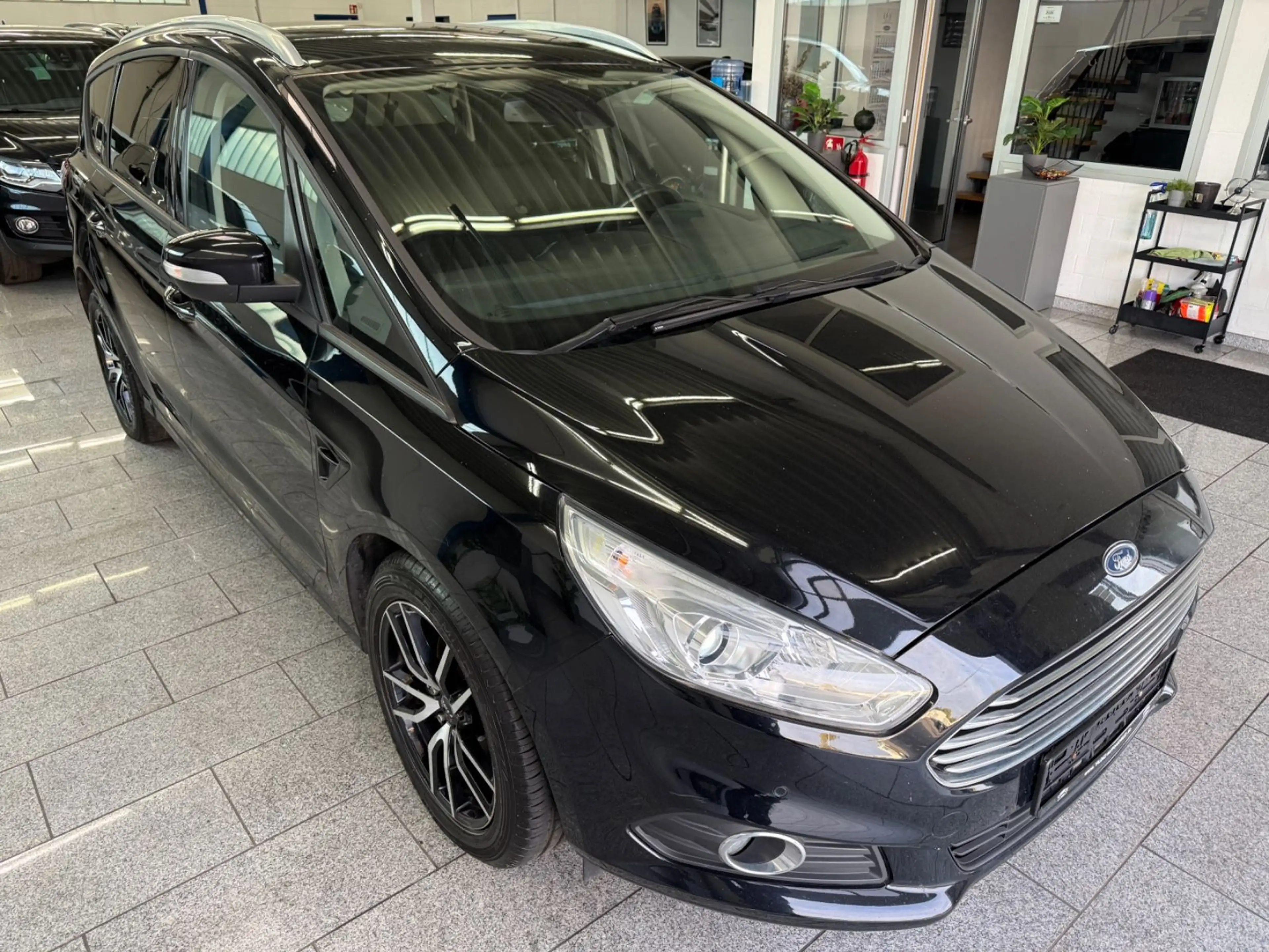 Ford S-Max 2.0 TDCI*7-SITZ*AUT*CAM*TMP*NAV*SHZ*ZHNRNE — photo 5