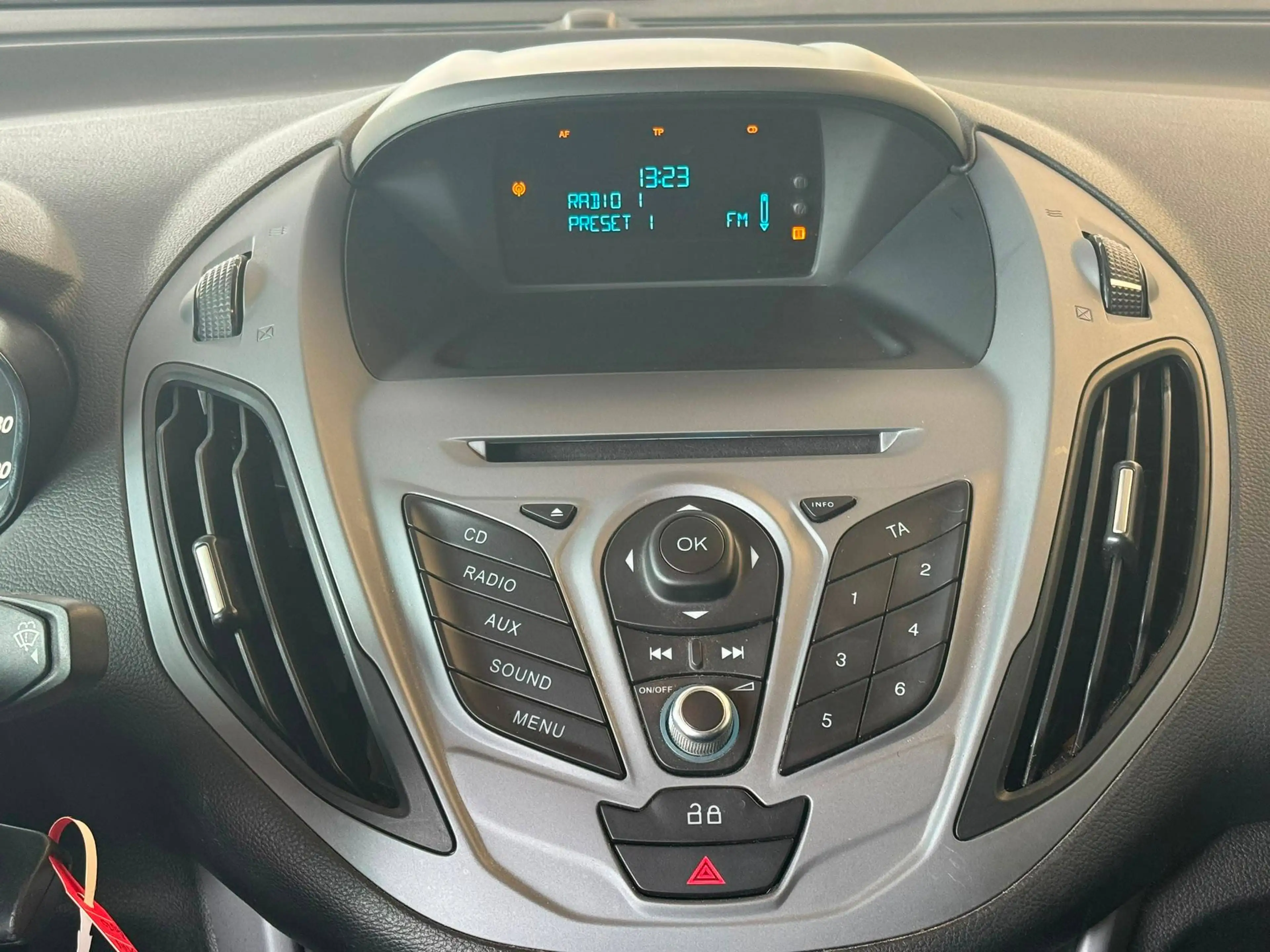 Ford B-Max 🟩1.6 ESSENCE 105CV - AUTOMATIQUE - AIRCO - EURO 5B — photo 13