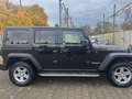 Jeep Wrangler Rubicon Dual-Top Schwarz - thumbnail 3