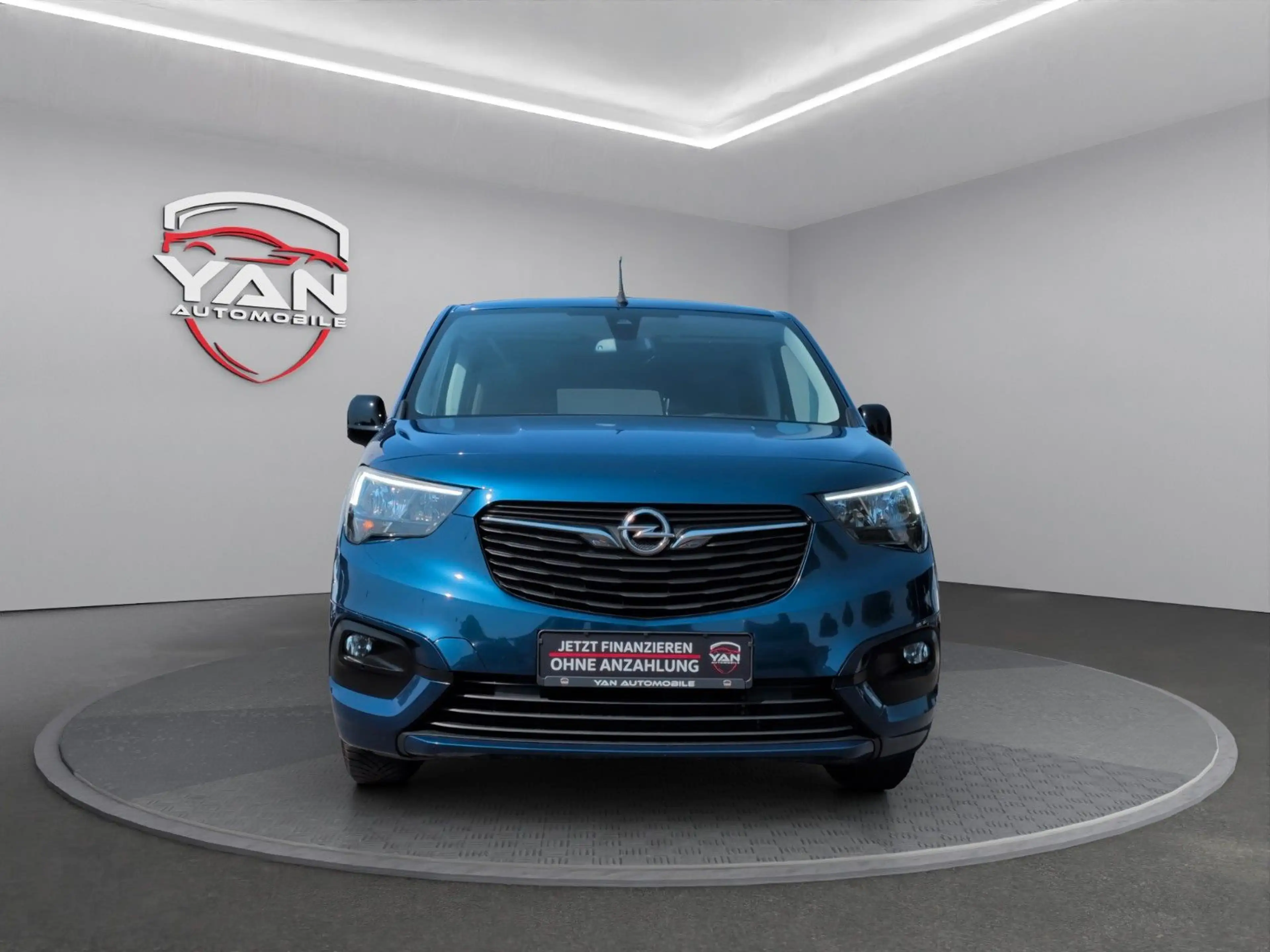 Opel Combo Life Elegance*NAVI*KLIMA*TEMPOMAT*KAMERAA* — photo 3