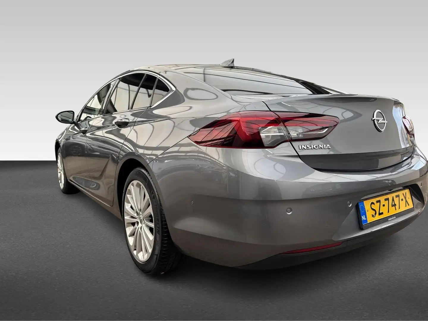 Opel Insignia Grand Sport 1.5 Turbo 165pk Start/Stop business ex Gris - 2
