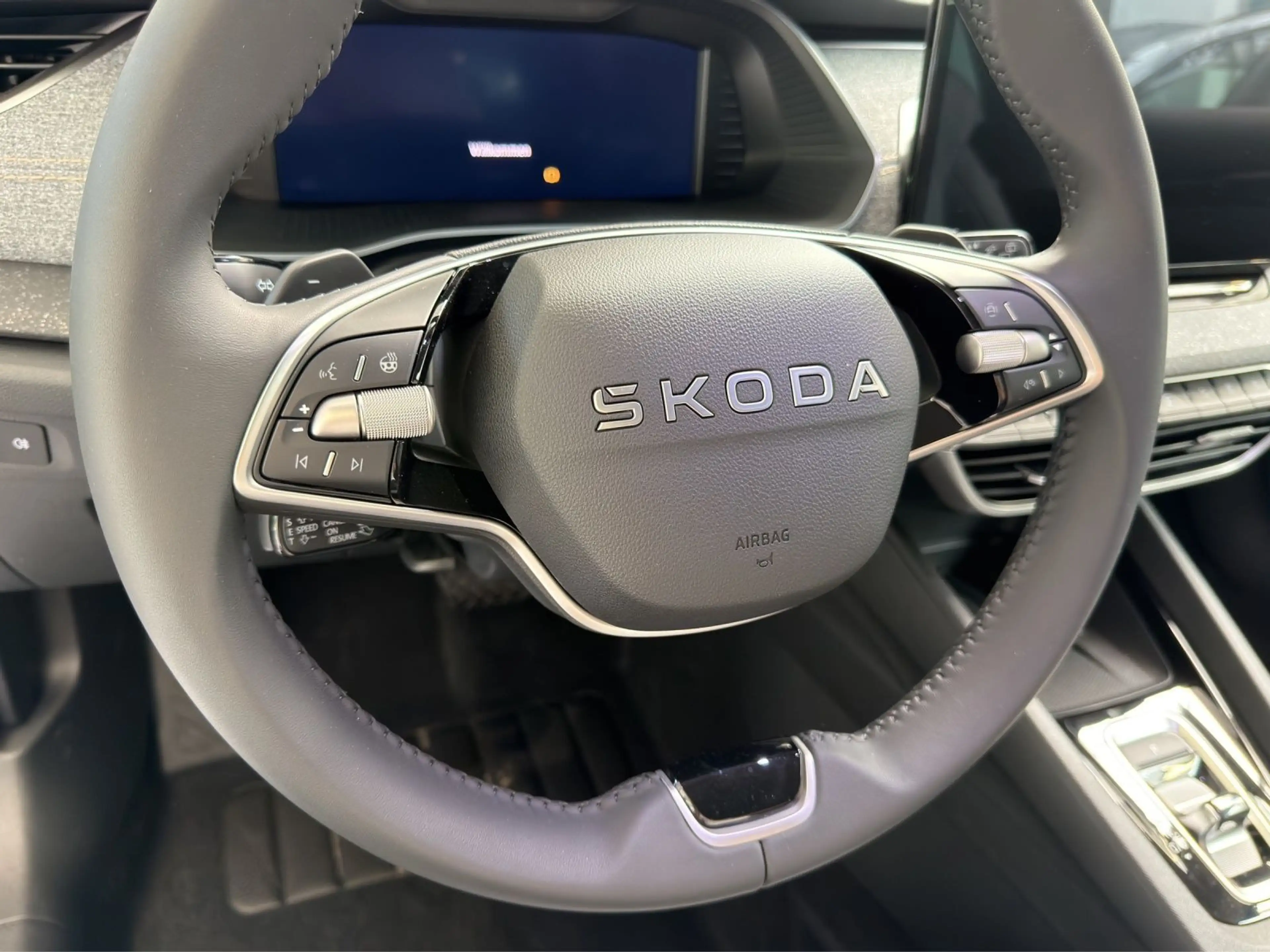 Skoda Octavia Combi 1.5 TSI DSG SELECTION KAMERA NAVI — photo 9