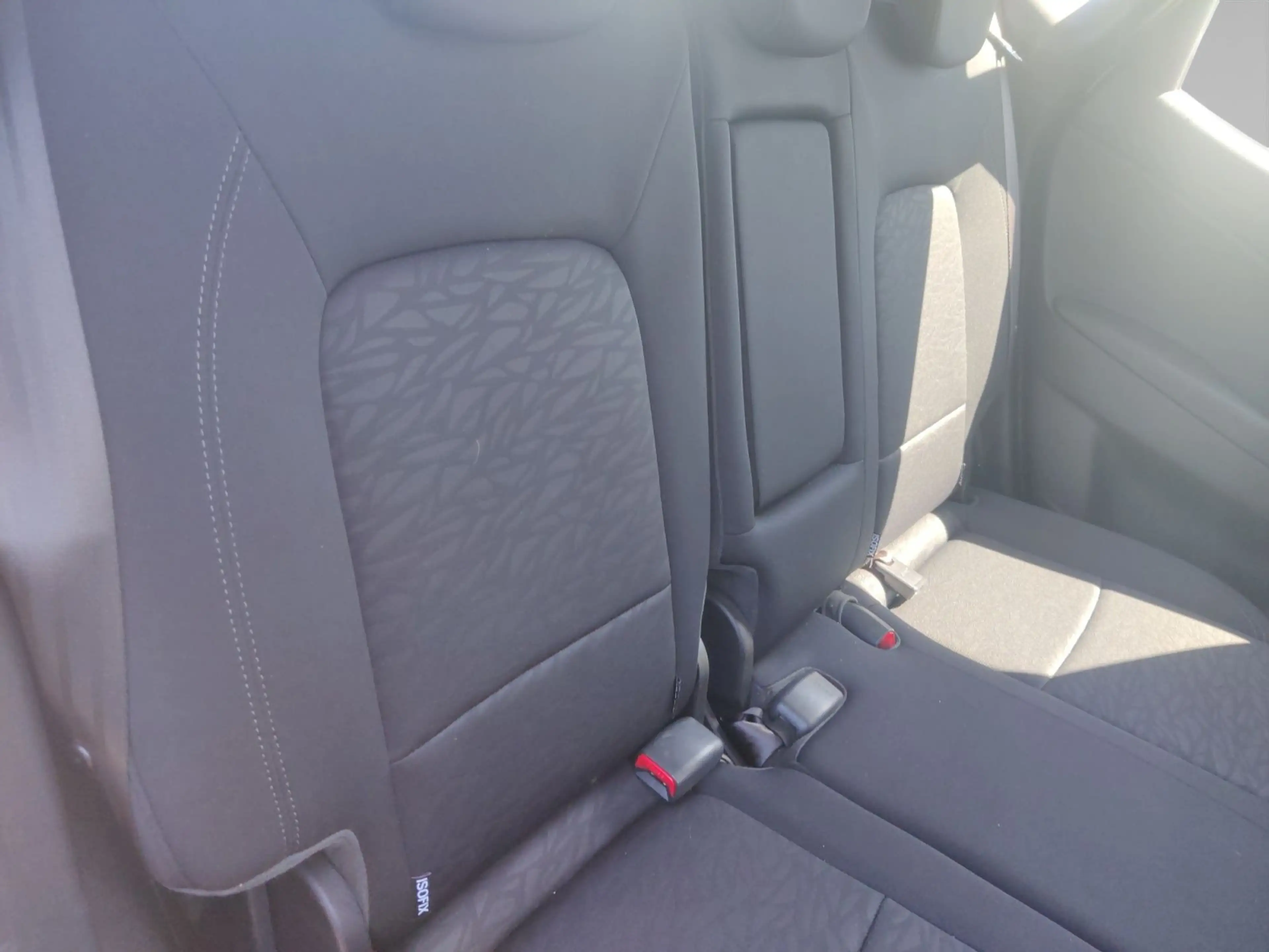 Hyundai iX20 1.6 Klima Isofix — photo 4