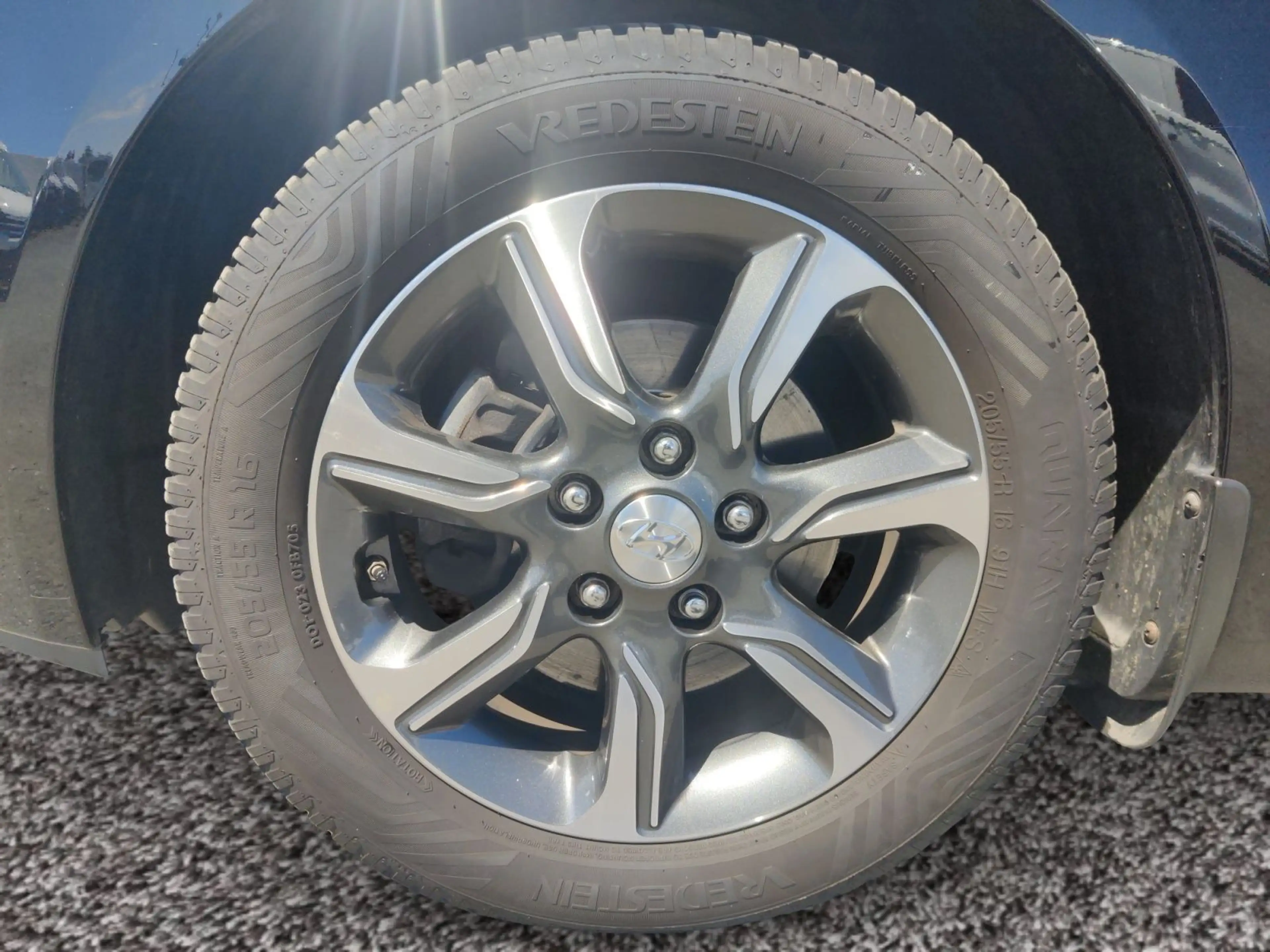 Hyundai iX20 1.6 Klima Isofix — photo 15