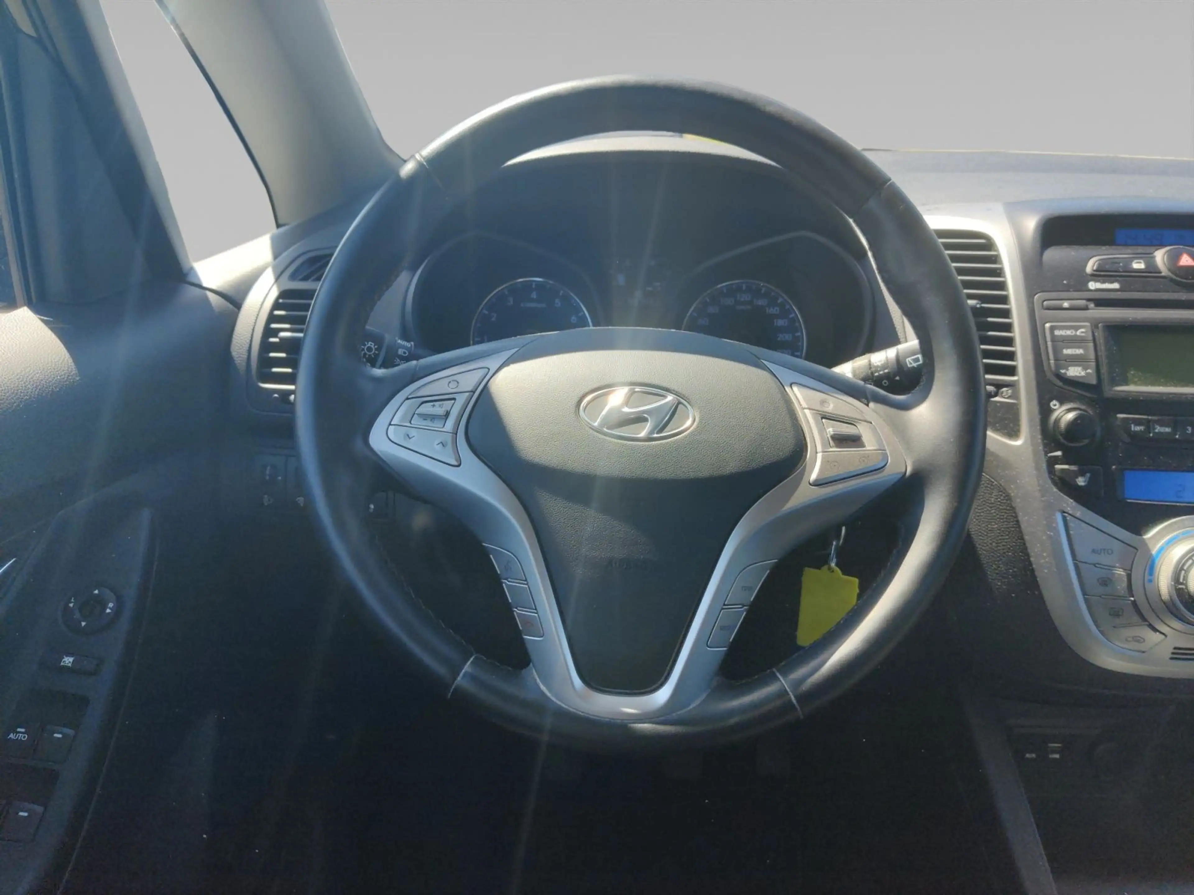 Hyundai iX20 1.6 Klima Isofix — photo 3
