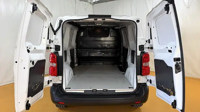 Peugeot Expert view 6