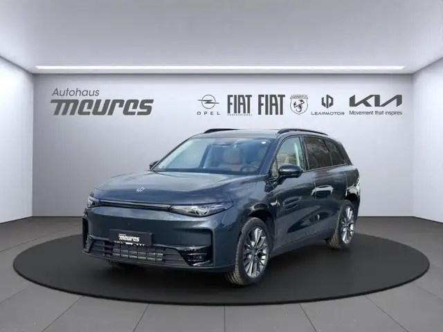Leapmotor C10