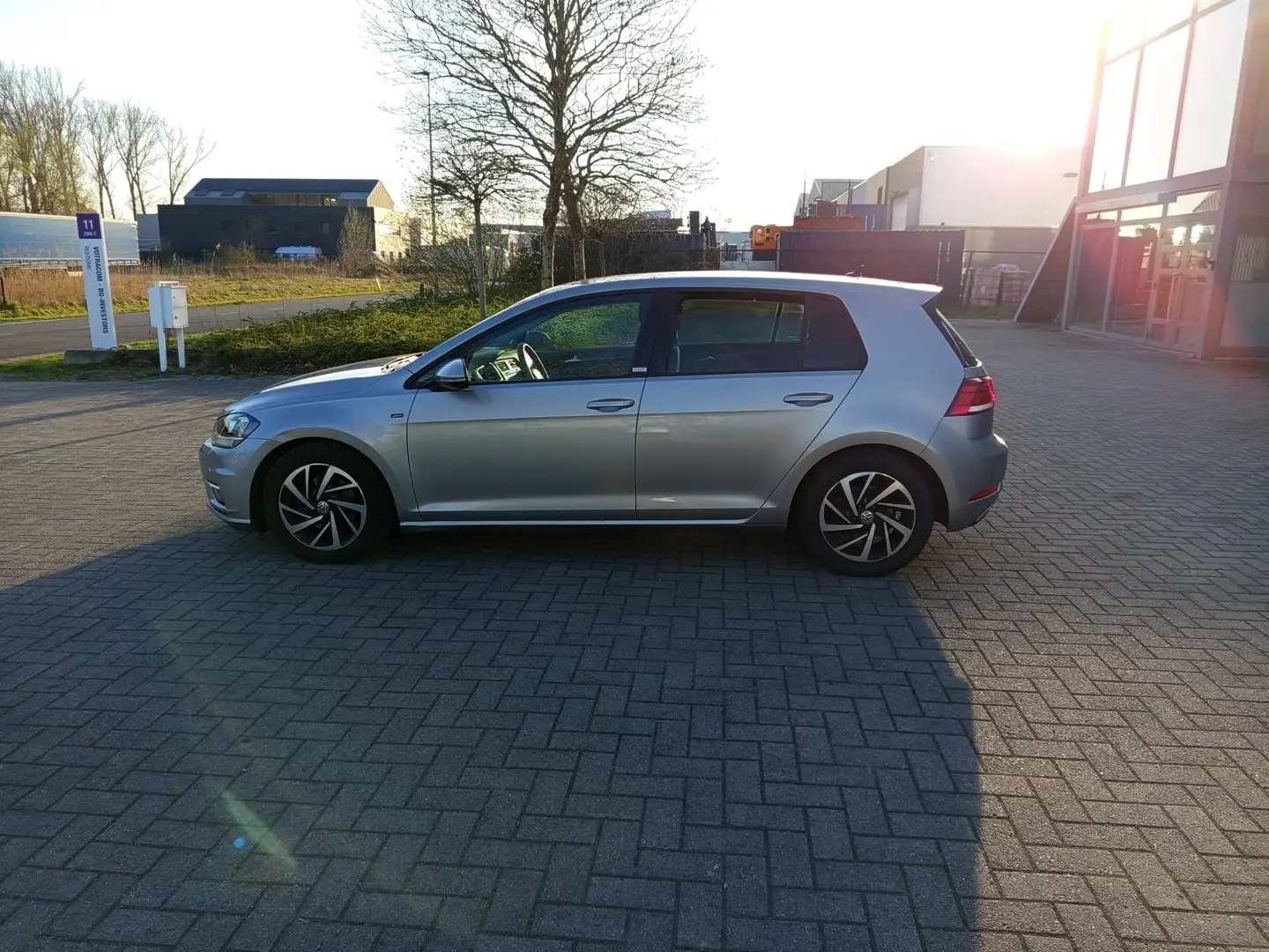 Volkswagen Golf GOLF 7.5 AUTOMATIC 1.5 Benzin Argent - 2