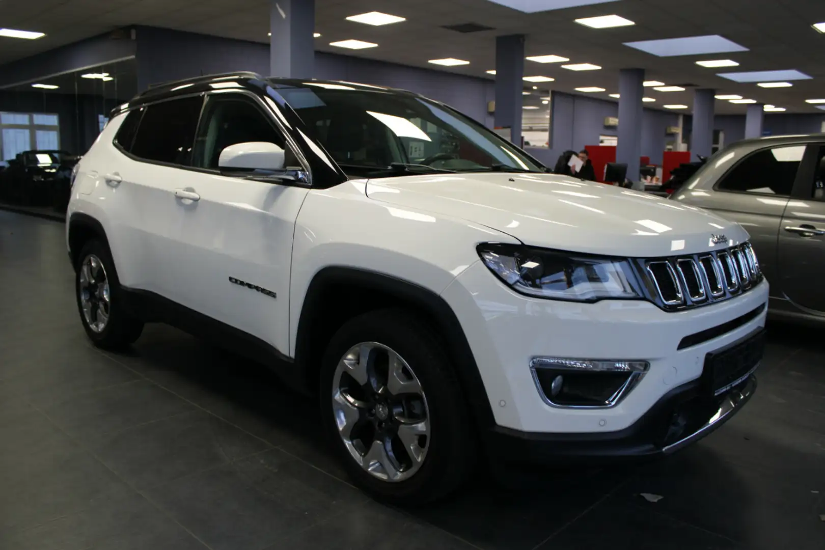 Jeep Compass 1.4 MultiAir Limited Weiß - 1