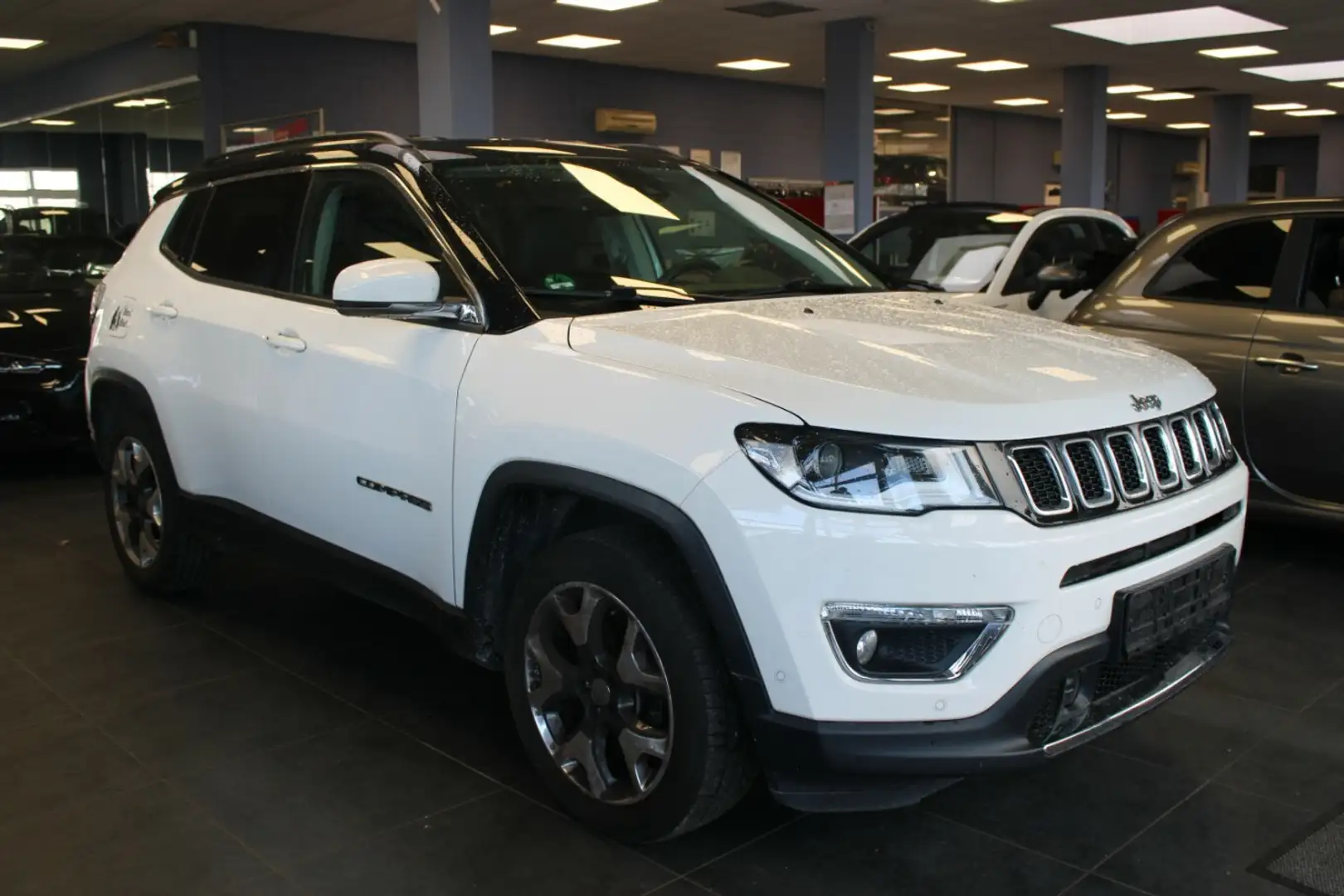 Jeep Compass 1.4 MultiAir Limited Wit - 1