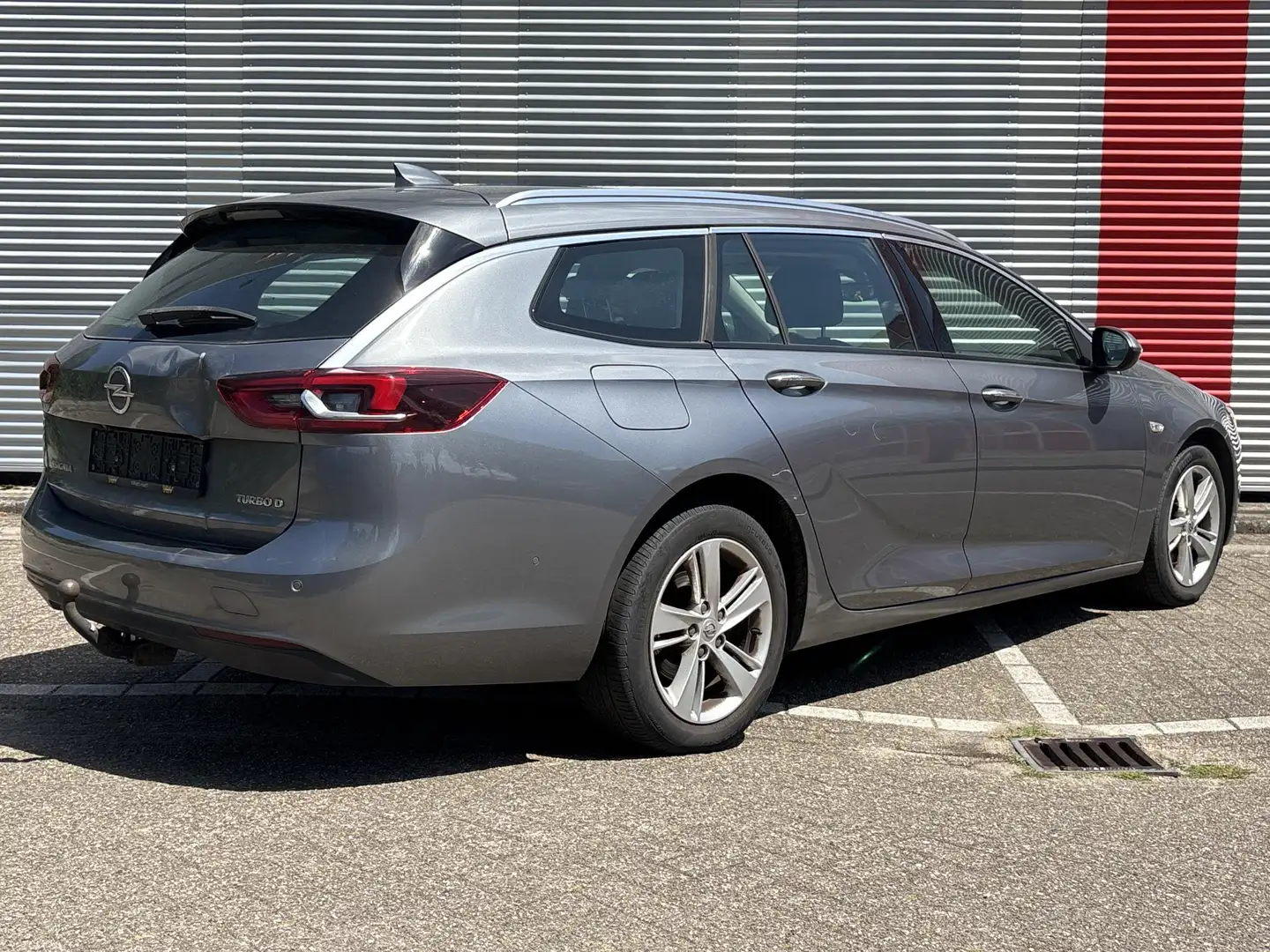 Opel Insignia Sports Tourer 1.6 CDTI EcoTec Business Executive | Grijs - 2