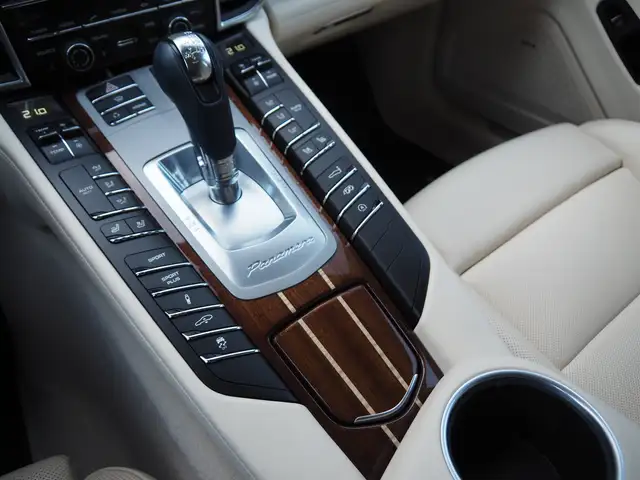 Porsche Panamera Panamera GTS DSG GTS Ansicht 14