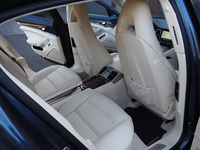 Porsche Panamera Panamera GTS DSG GTS Ansicht 21