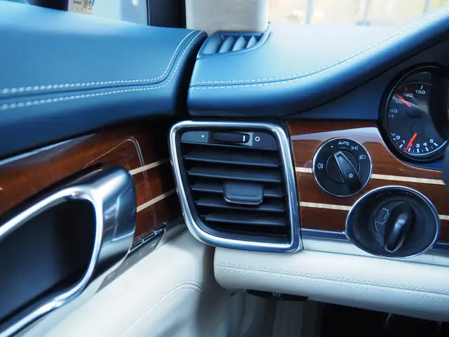 Porsche Panamera Panamera GTS DSG GTS Ansicht 13