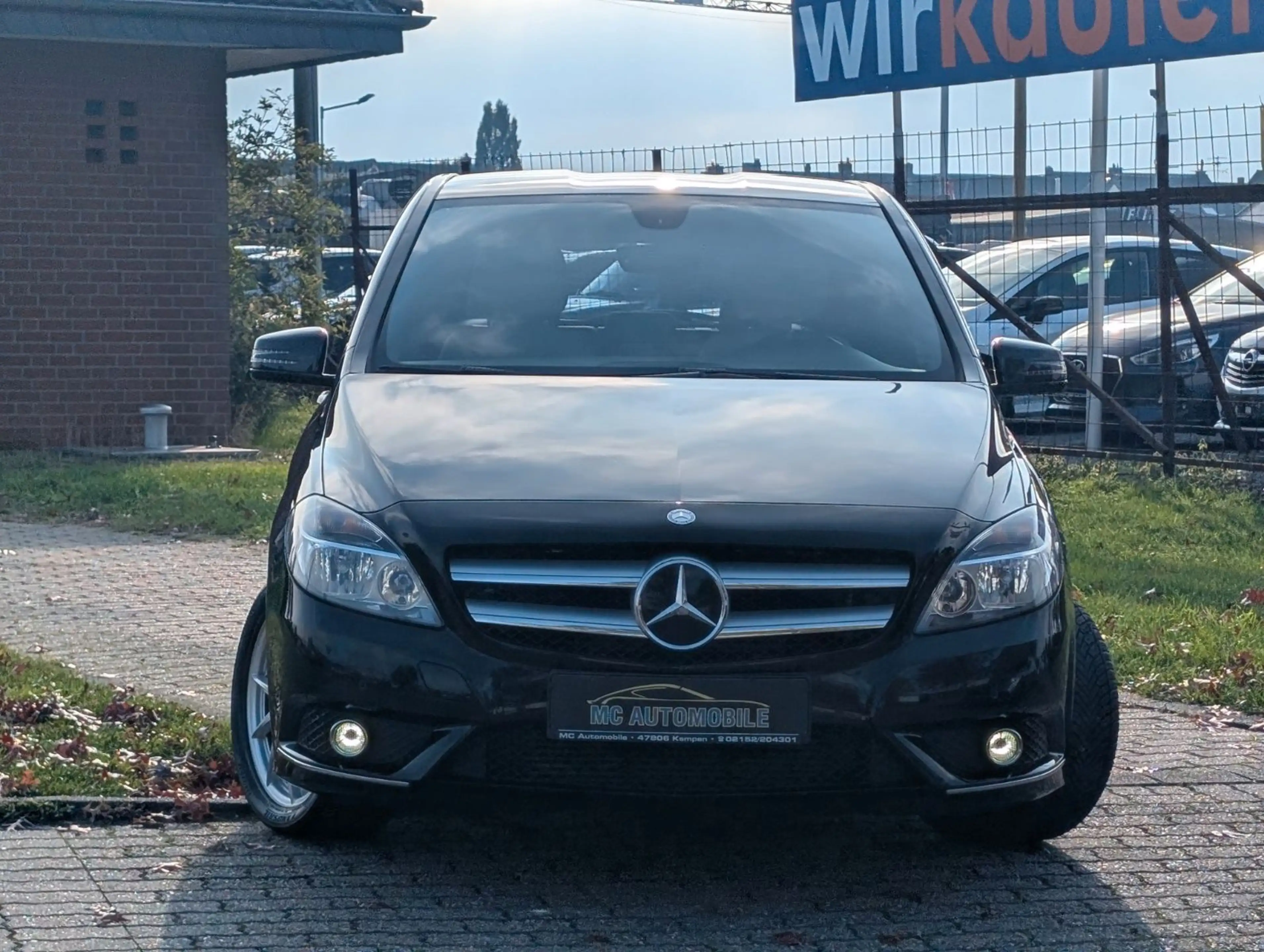 Mercedes-Benz B 200 *TEILLEDER*PDC V-H*NAVI*SHZ*BLUETOOTH !! — photo 3