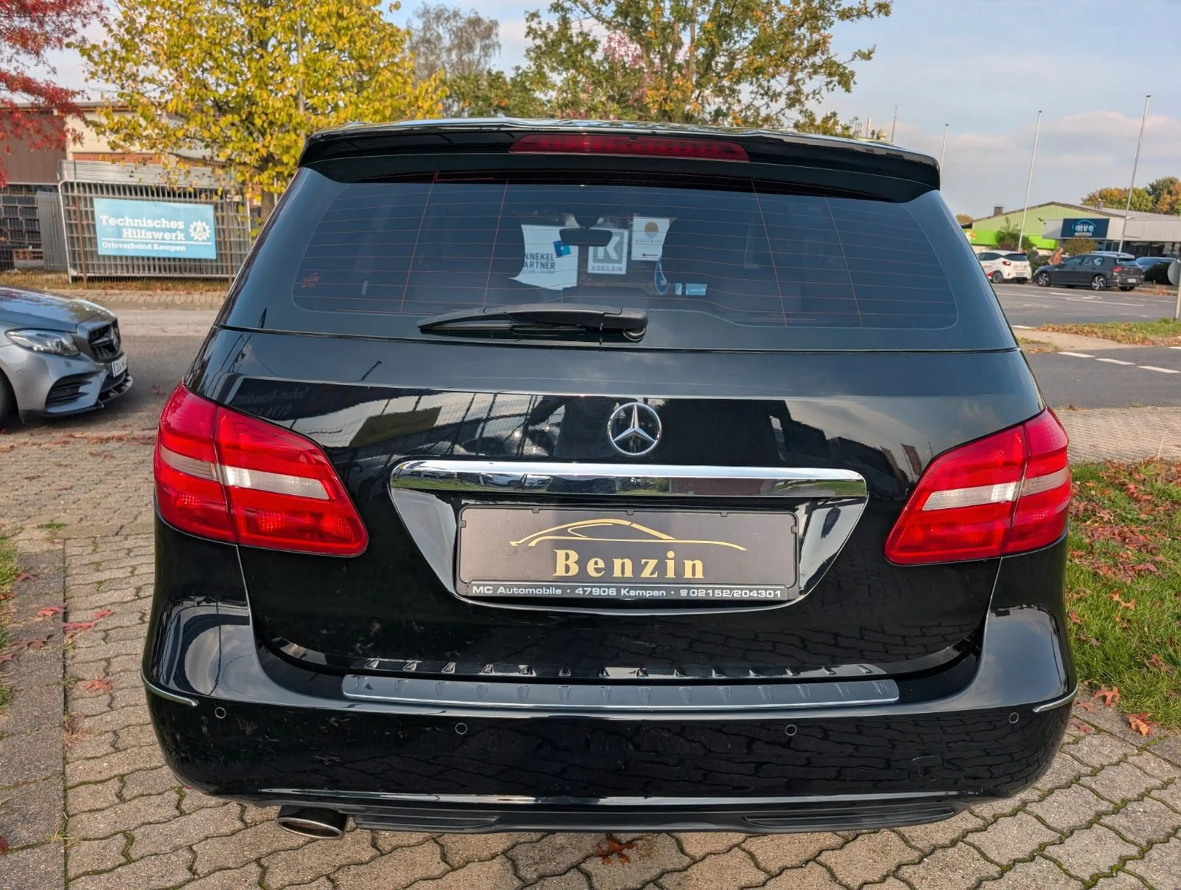 Mercedes-Benz B 200 *TEILLEDER*PDC V-H*NAVI*SHZ*BLUETOOTH !! — photo 13