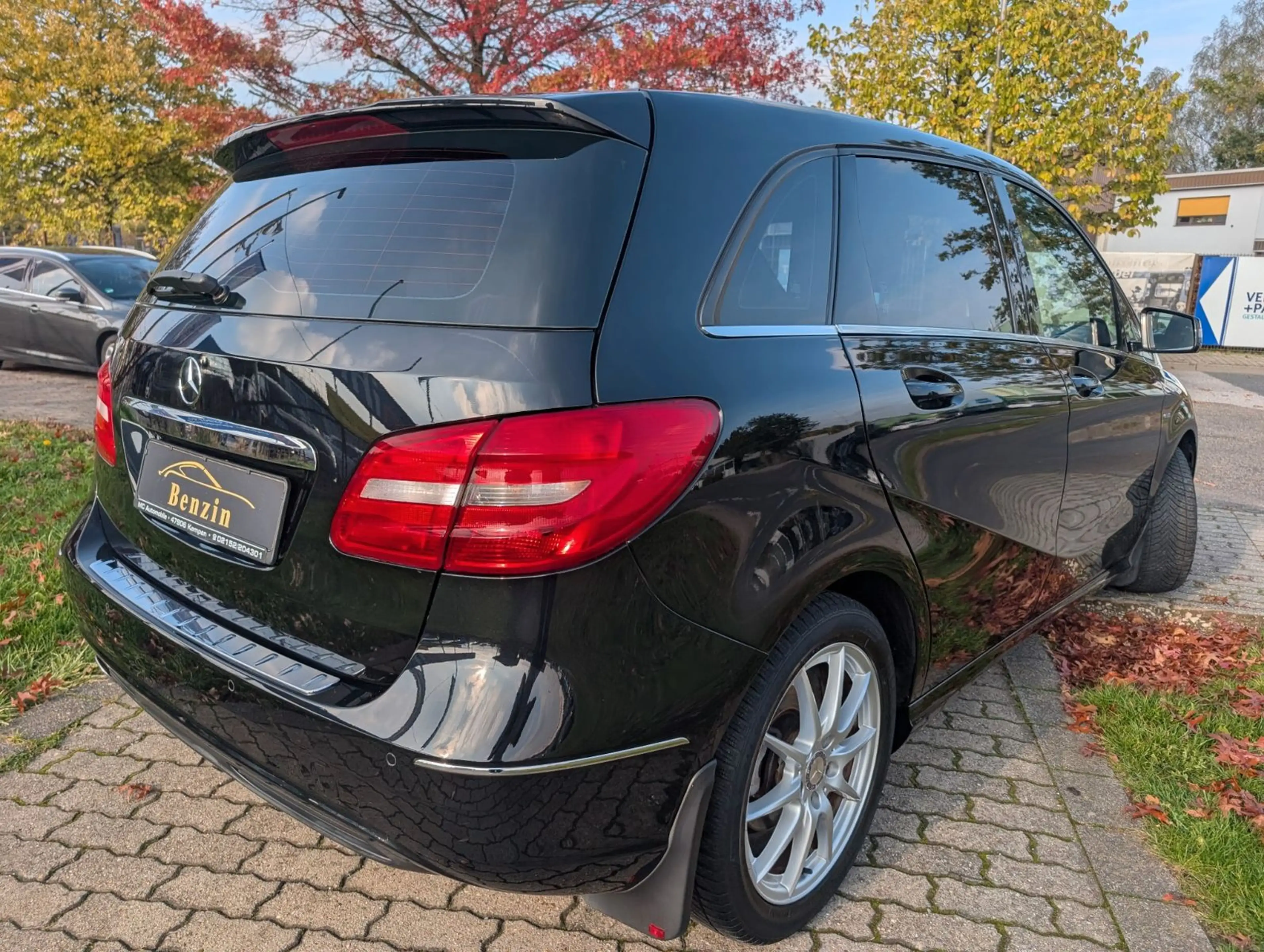 Mercedes-Benz B 200 *TEILLEDER*PDC V-H*NAVI*SHZ*BLUETOOTH !! — photo 12