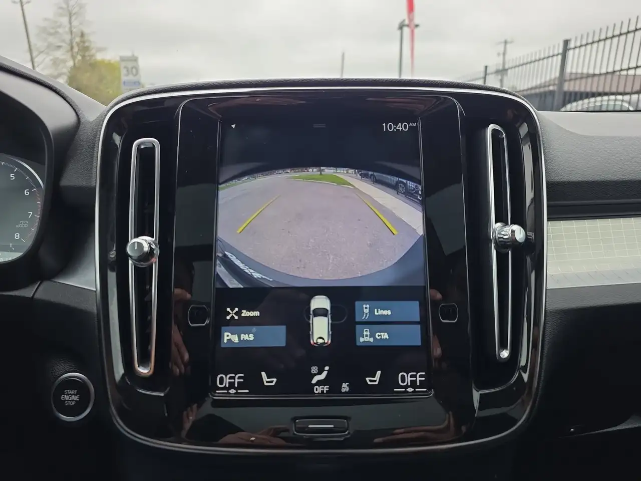 Volvo XC40 снимка Volvo XC40
