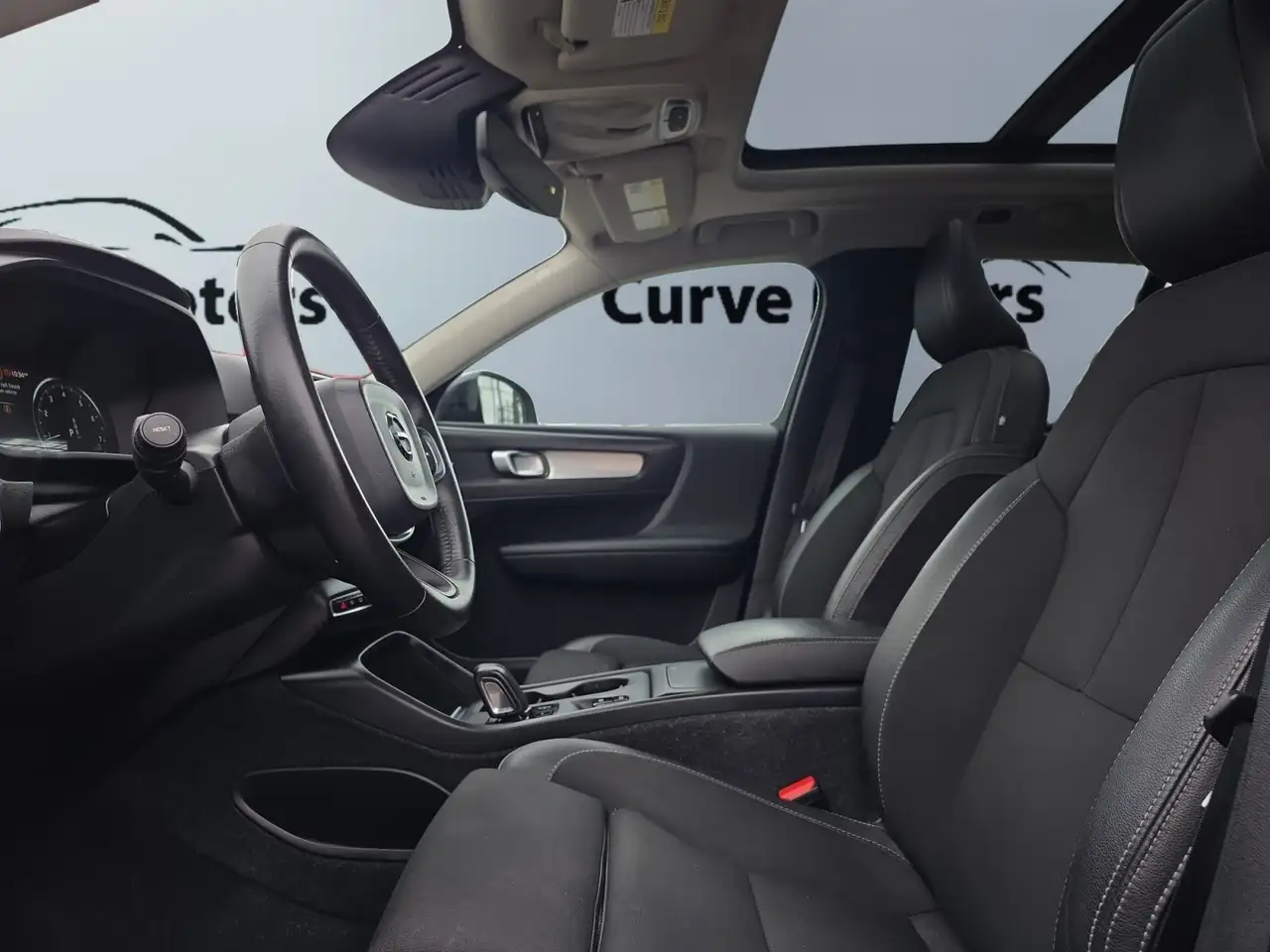 Volvo XC40 снимка Volvo XC40