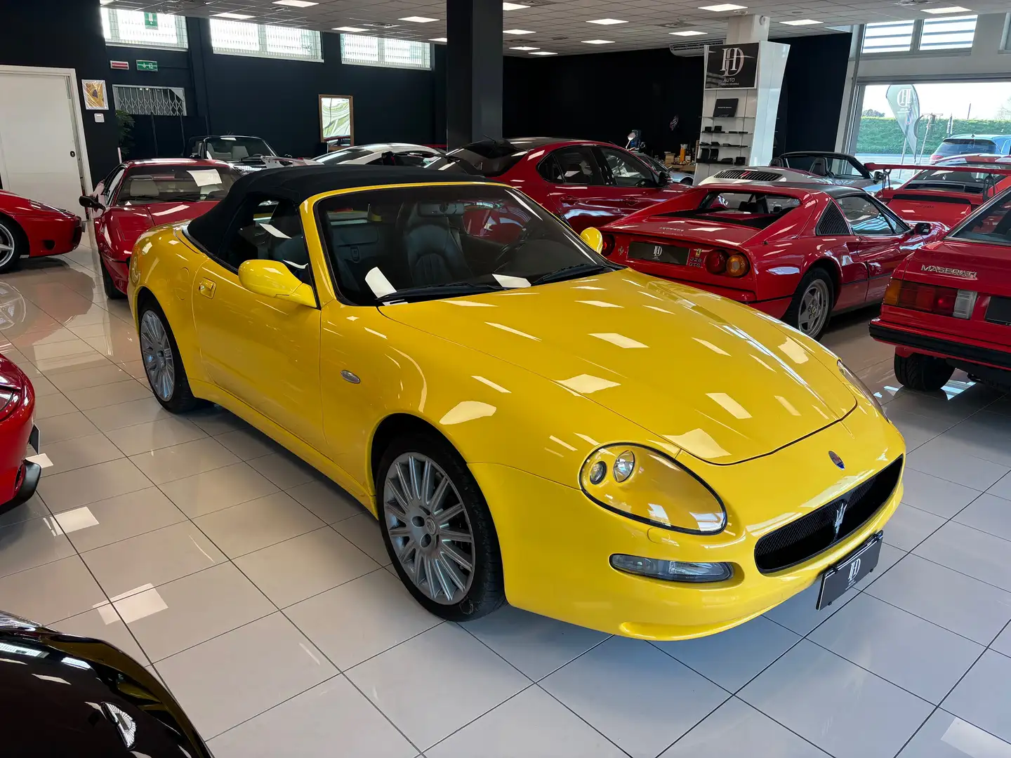 Maserati 4200 4200 SPYDER - GIALLO MODENA Sarı - 1
