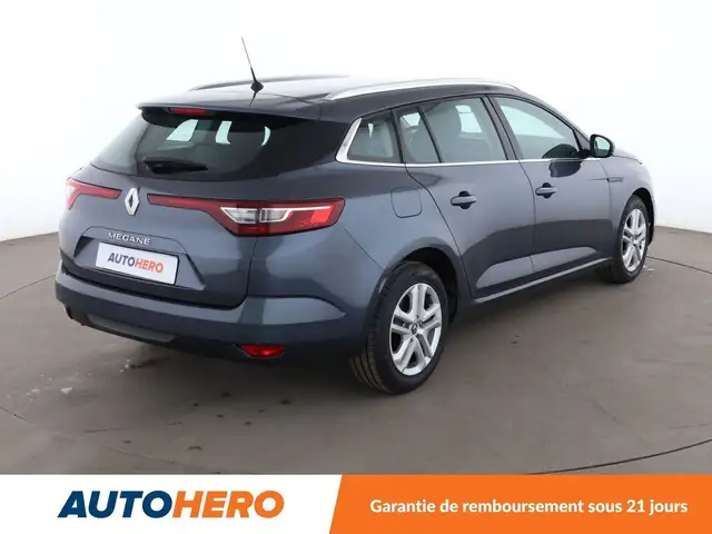 Renault Megane view 6