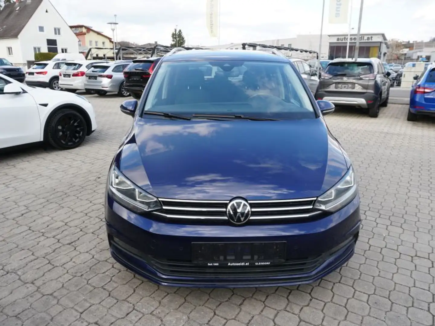 Volkswagen Touran Comfortline 2,0 TDI *VIRTUAL+NAVI* Blau - 2
