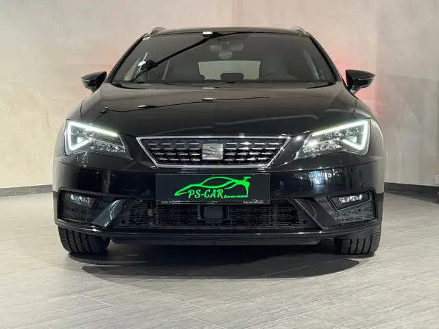 Seat Leon Leon view 4