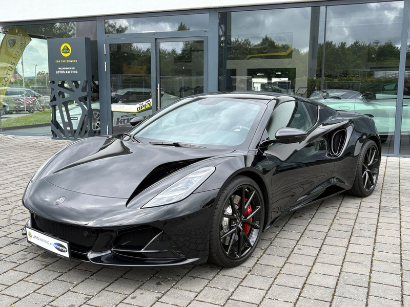 Lotus Emira I4 DCT "First Edition" by Lotus am Ring