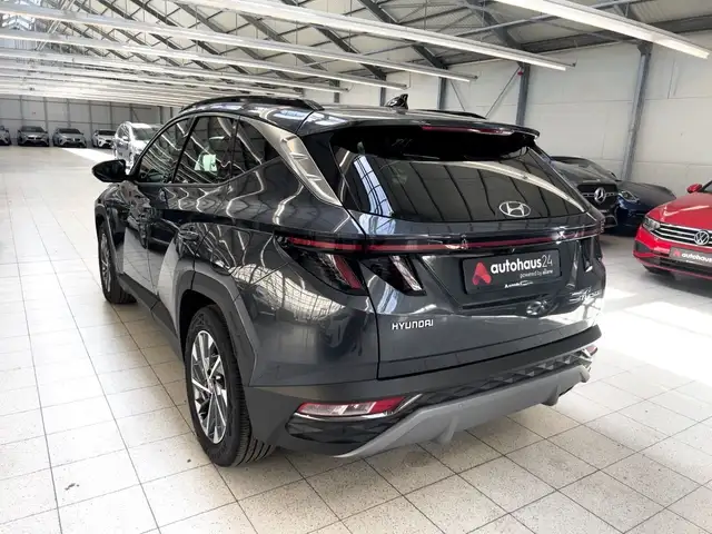 Hyundai Tucson view 4