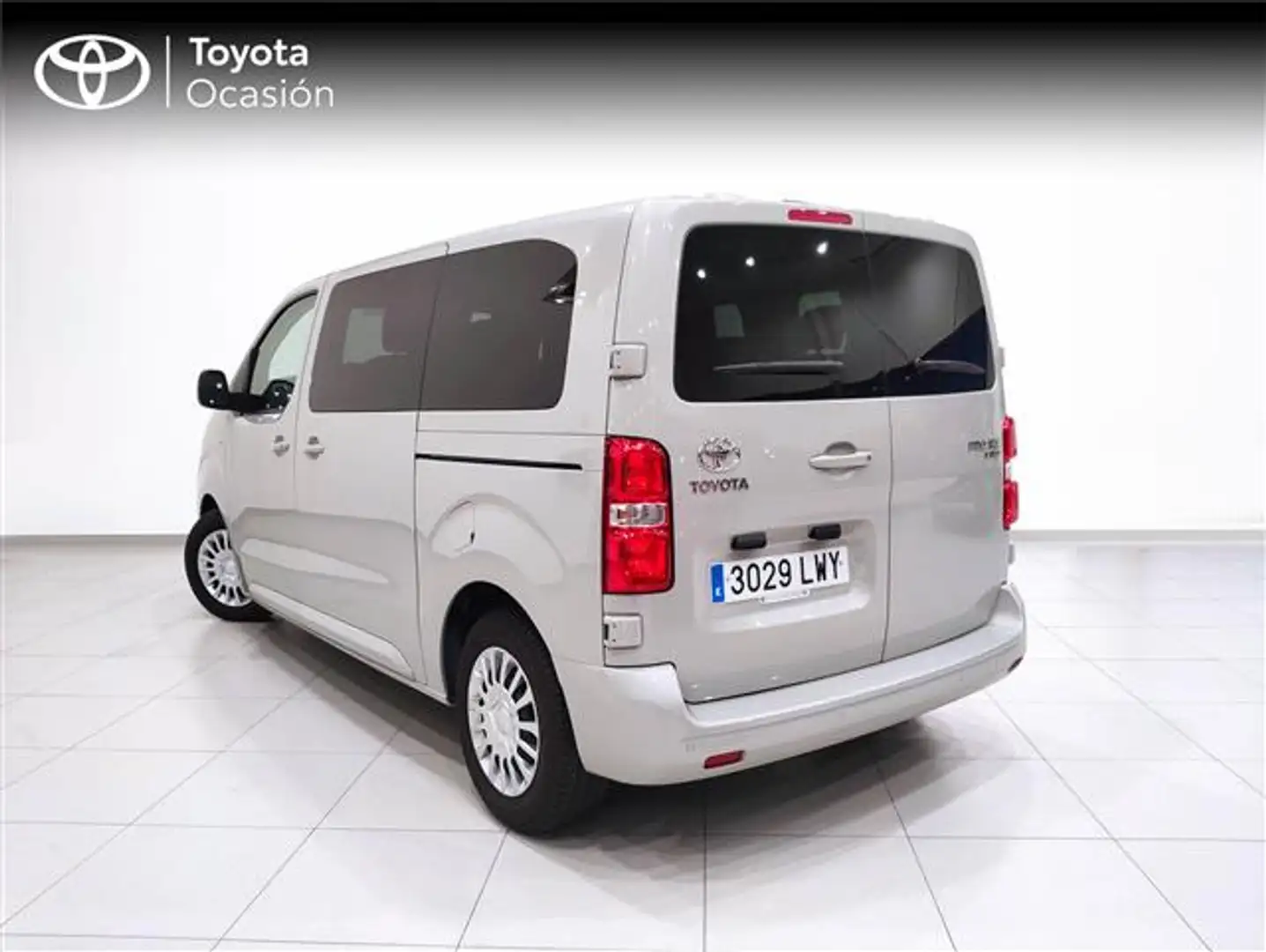 Toyota Proace Shuttle L1 1.5D 9pl. VX 120 Gris - 2