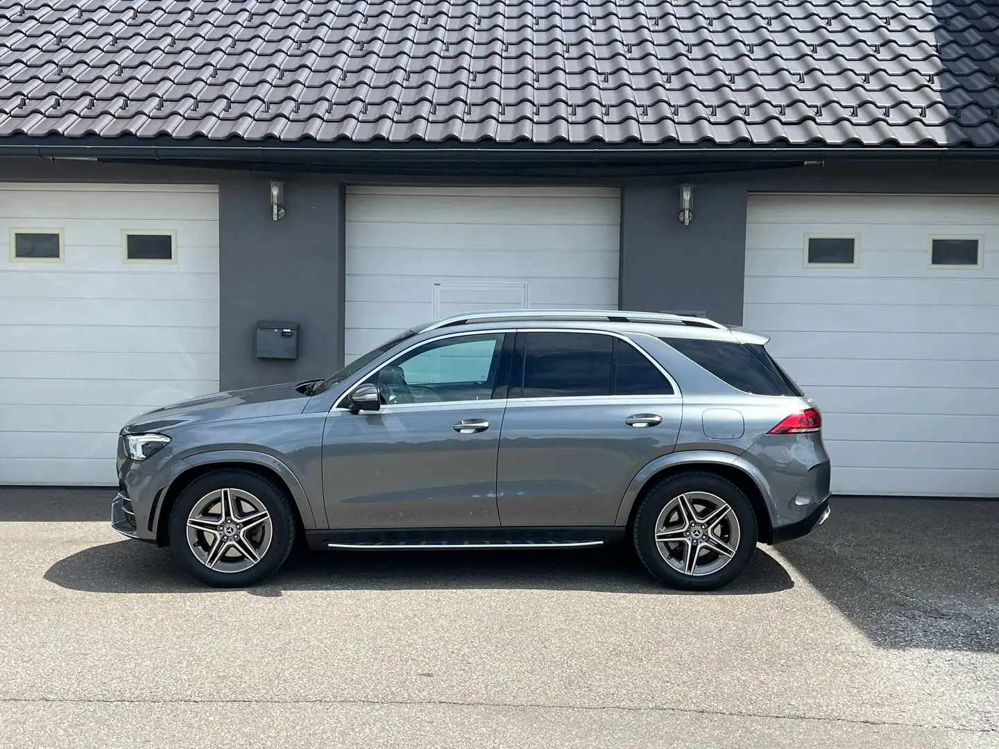 Mercedes-Benz GLE 350 GLE 350 de PHEV 4Matic Aut. Grau - 2