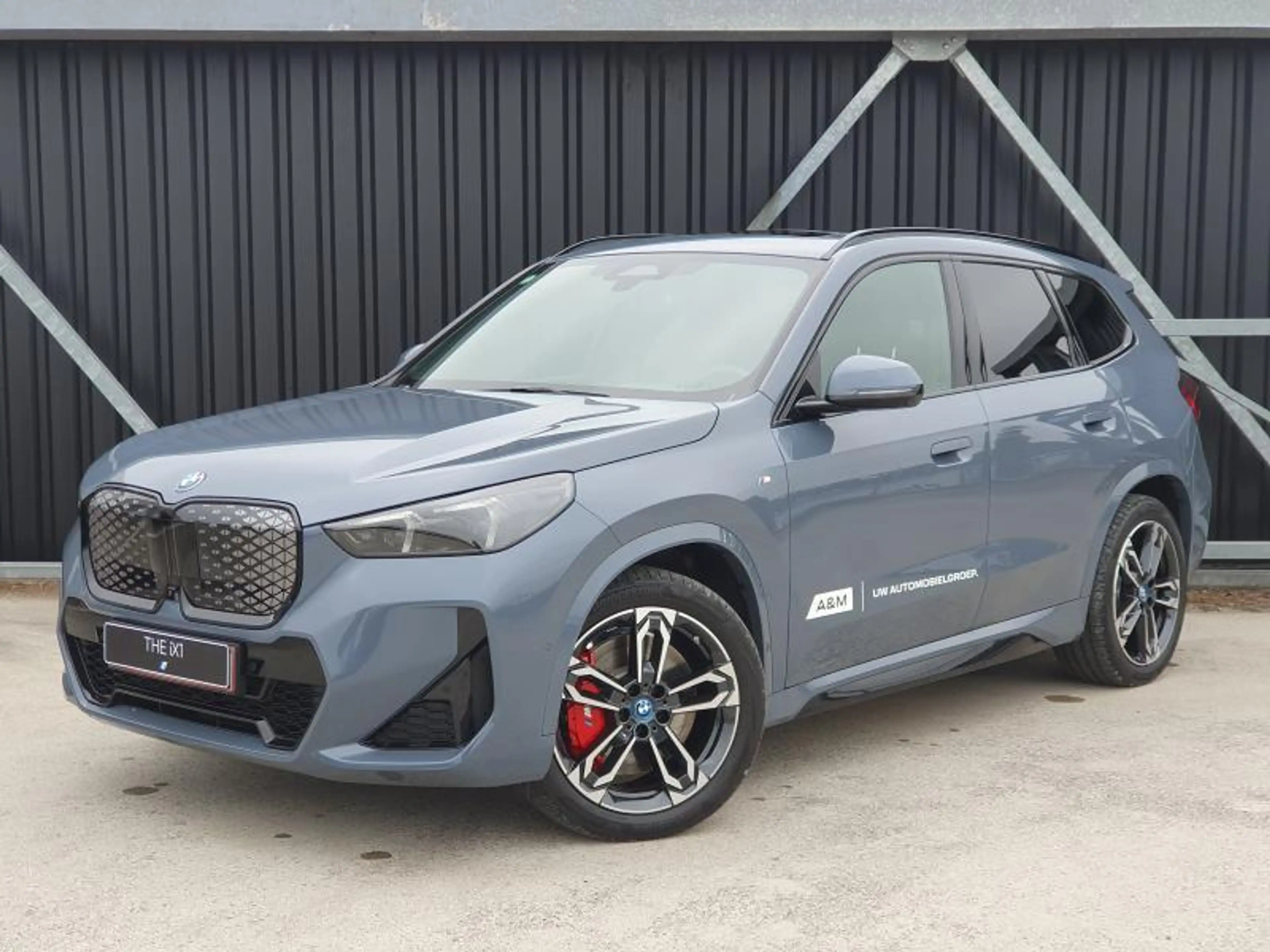 BMW iX1 M SPORT PRO - PANO - HARMAN KARDON - eDrive20