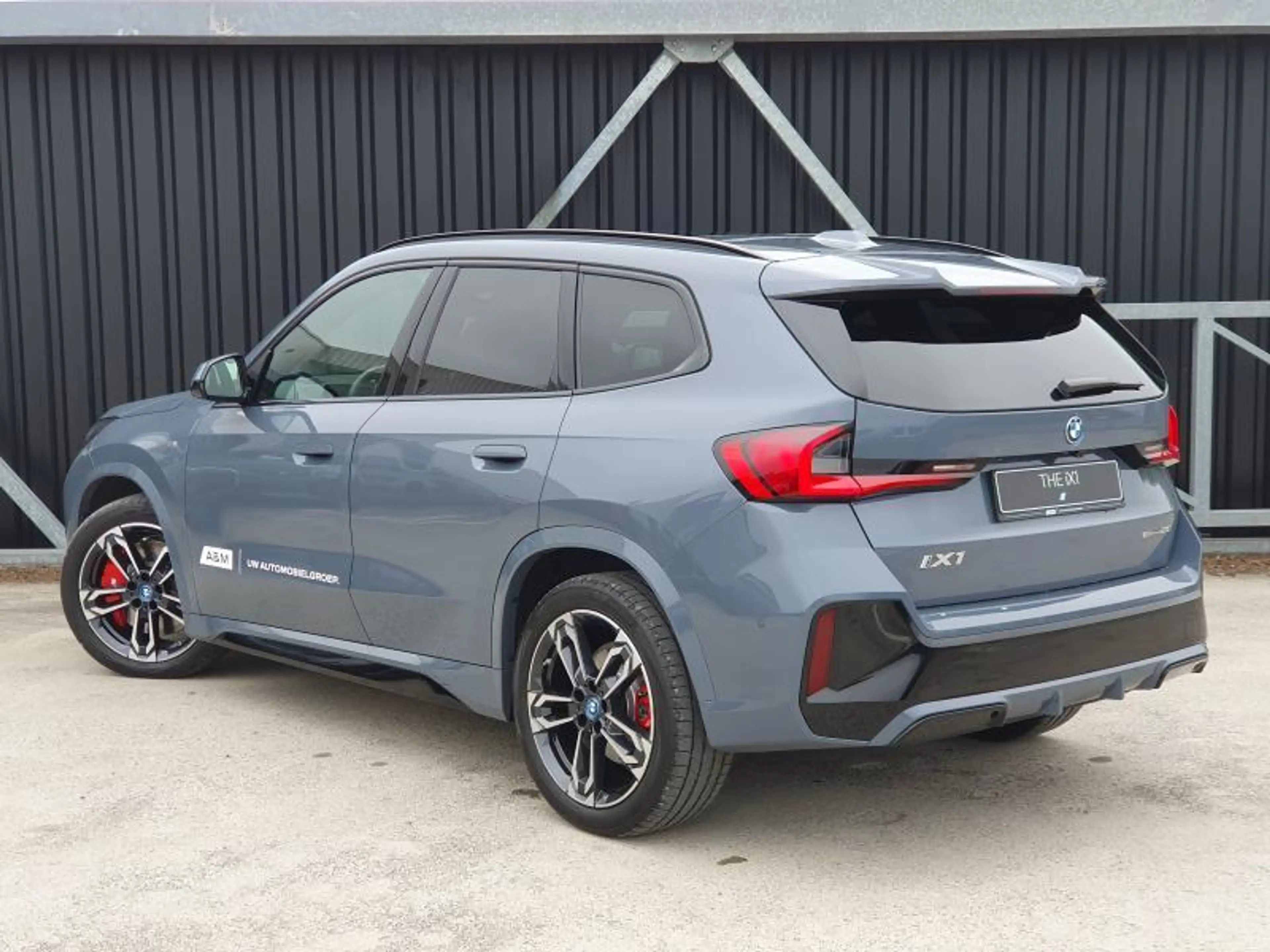 BMW iX1 M SPORT PRO - PANO - HARMAN KARDON - eDrive20 — photo 2