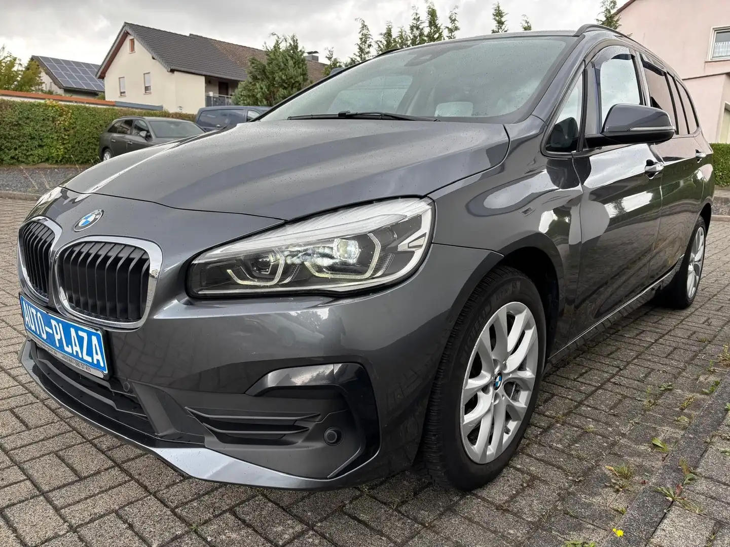 BMW 218 Gran Tourer 218dA Advantage 7-SIT. AHK HUD R-CAM Grau - 1