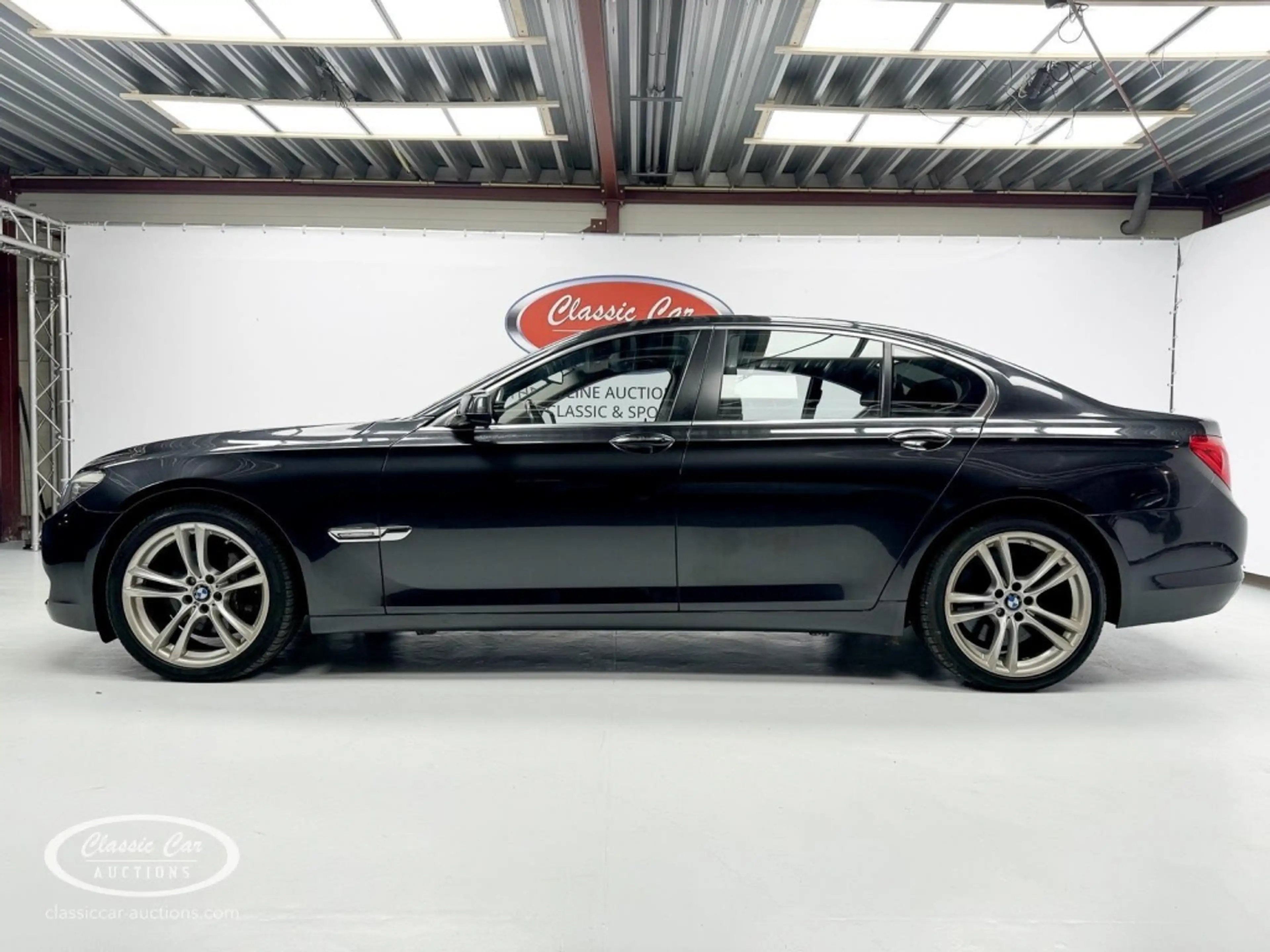 BMW 750 750i High Executive - ONLINE AUCTION — photo 7